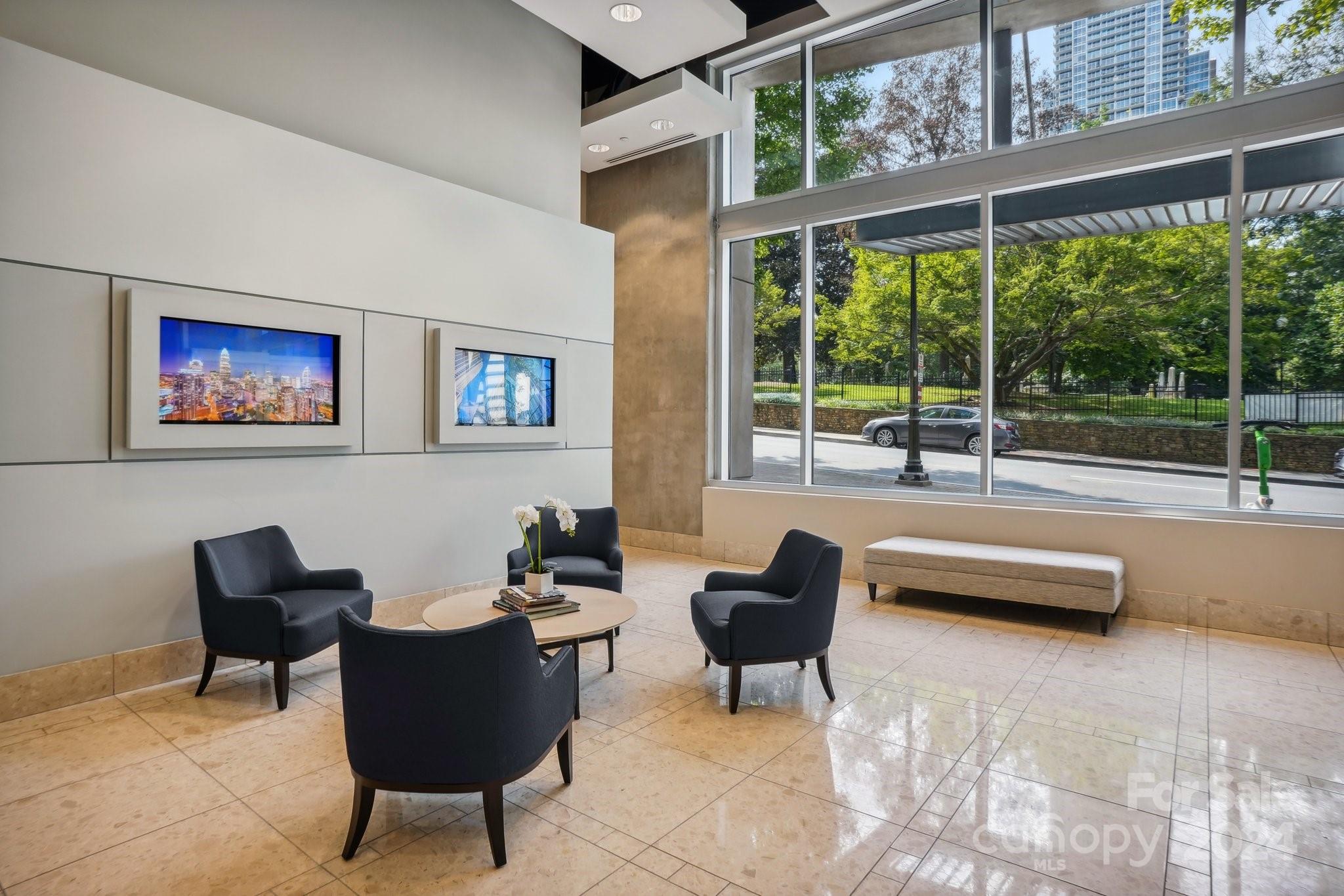 210 N Church Street Unit: 2903