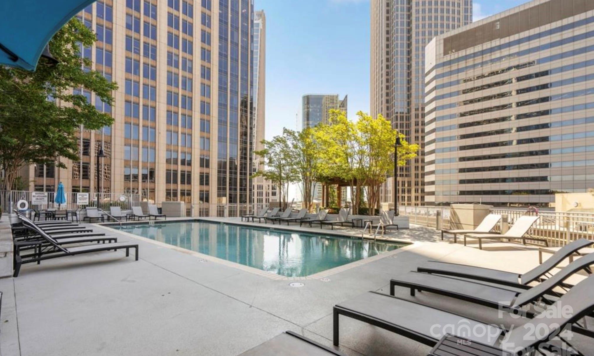210 N Church Street Unit: 2903