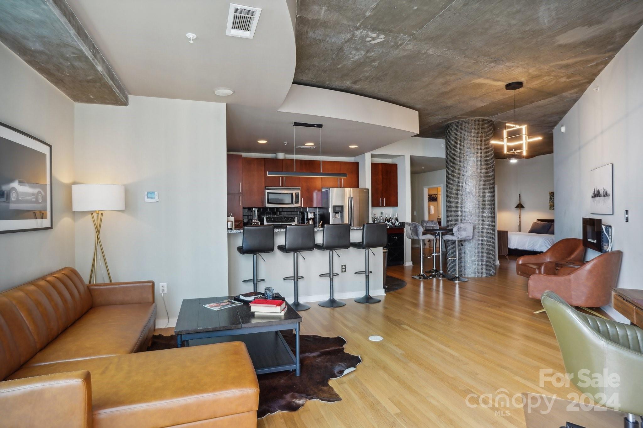 210 N Church Street Unit: 2903