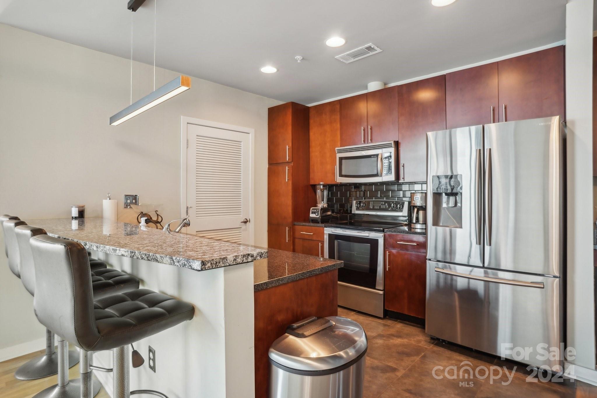 210 N Church Street Unit: 2903