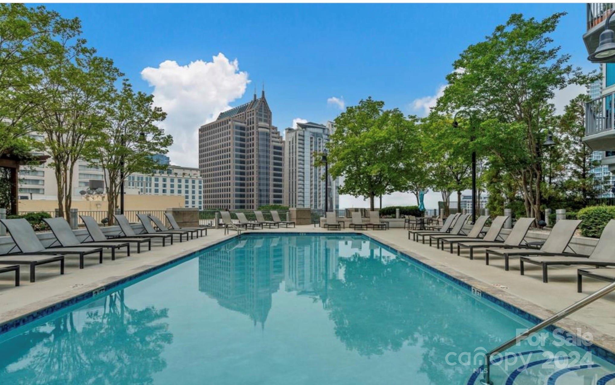 210 N Church Street Unit: 2903