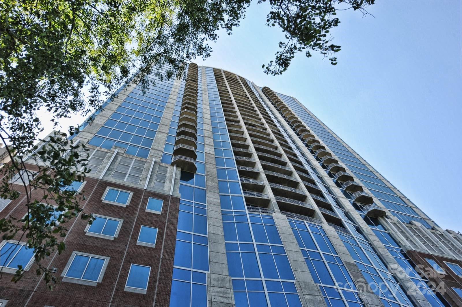 210 N Church Street Unit: 2903
