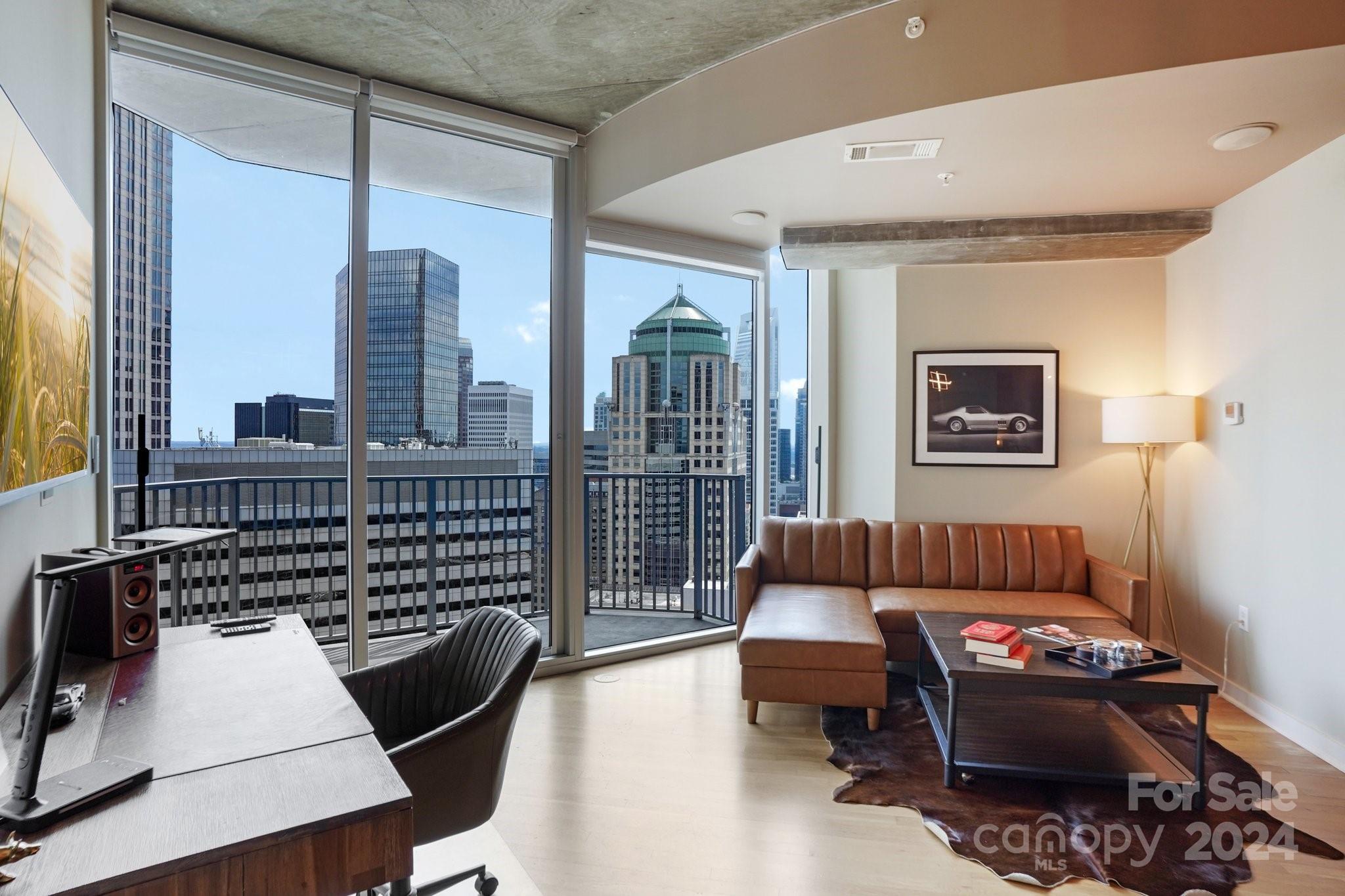 210 N Church Street Unit: 2903