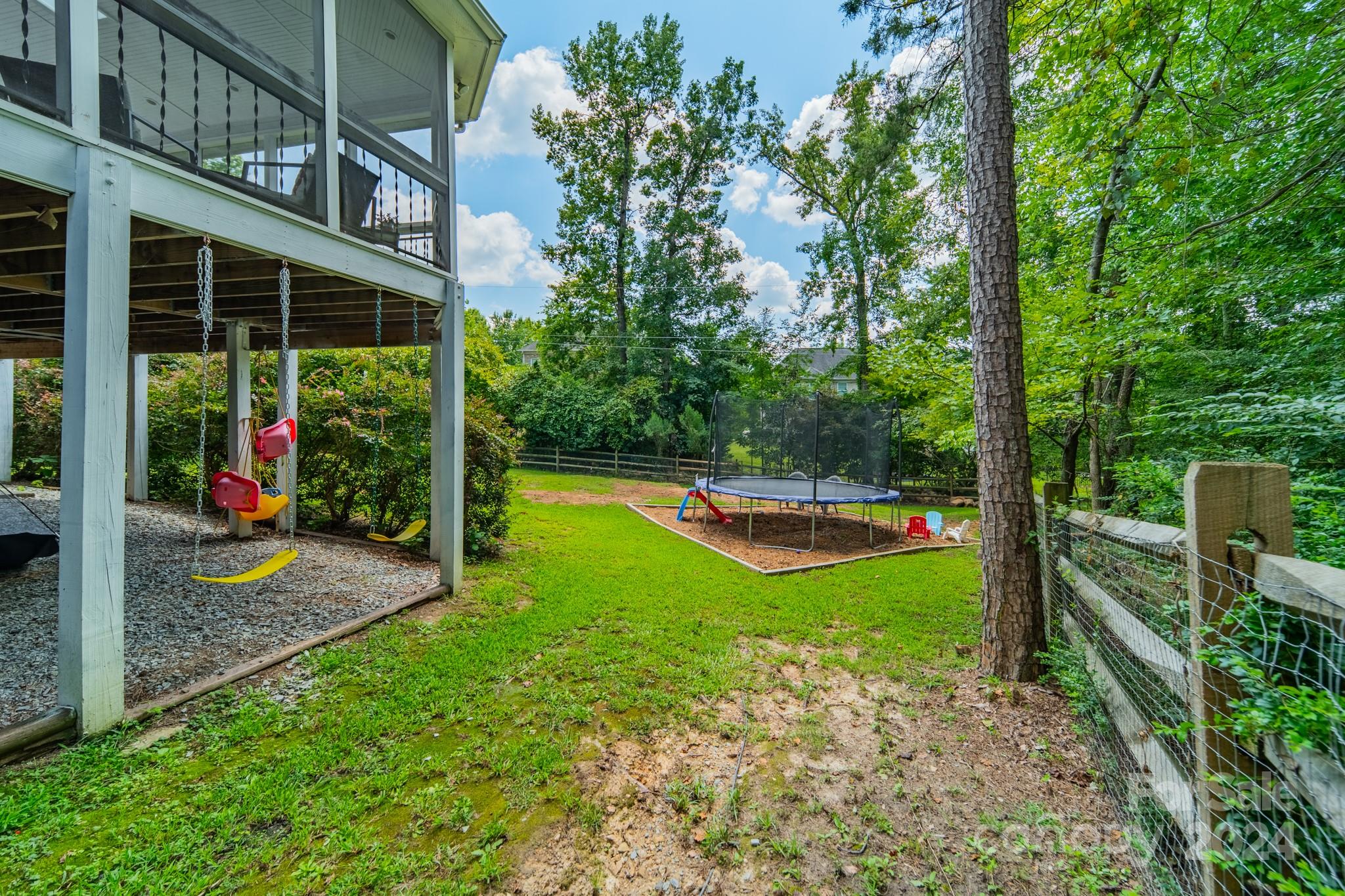 2819 Briar Ridge Drive