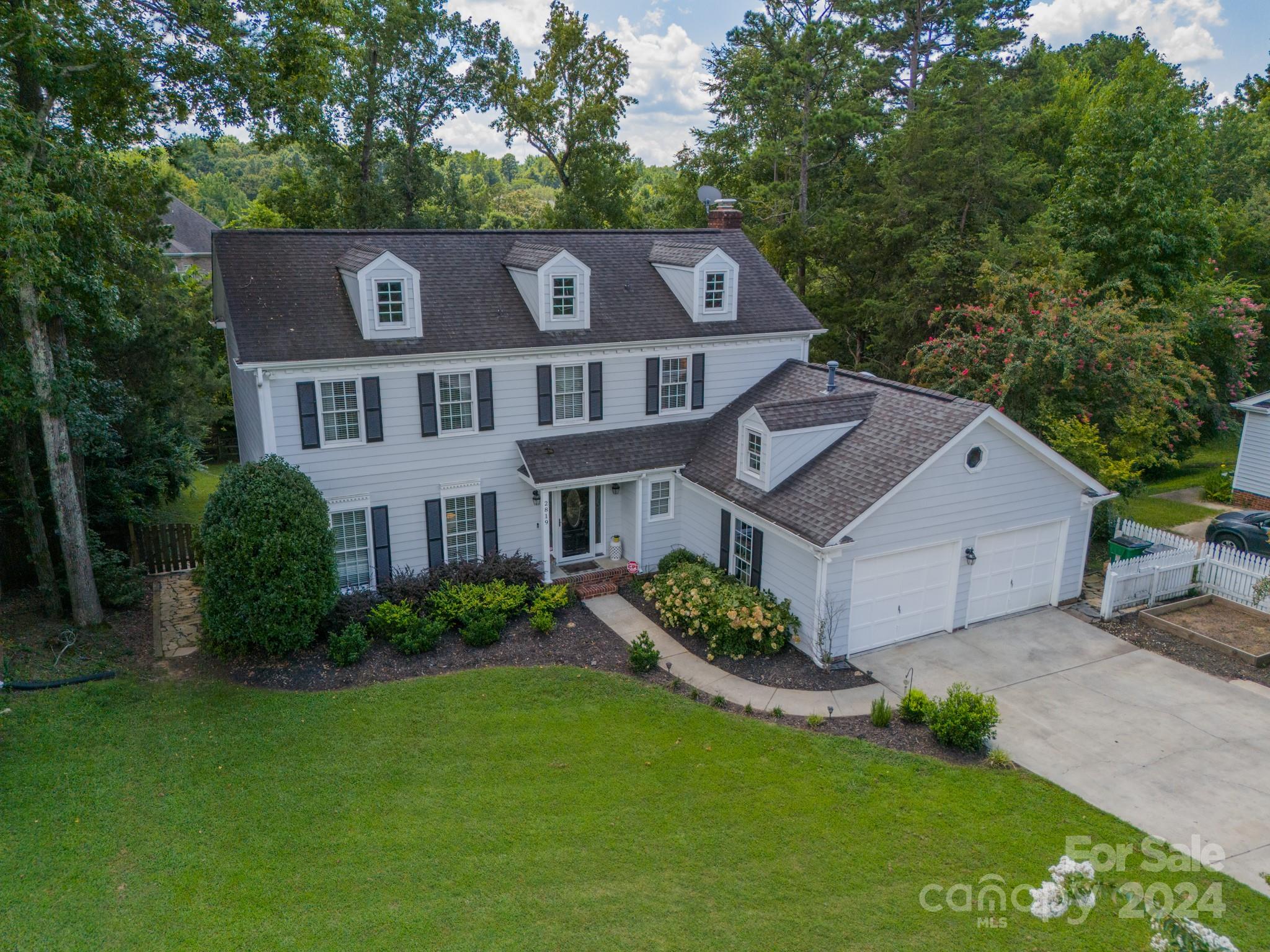 2819 Briar Ridge Drive