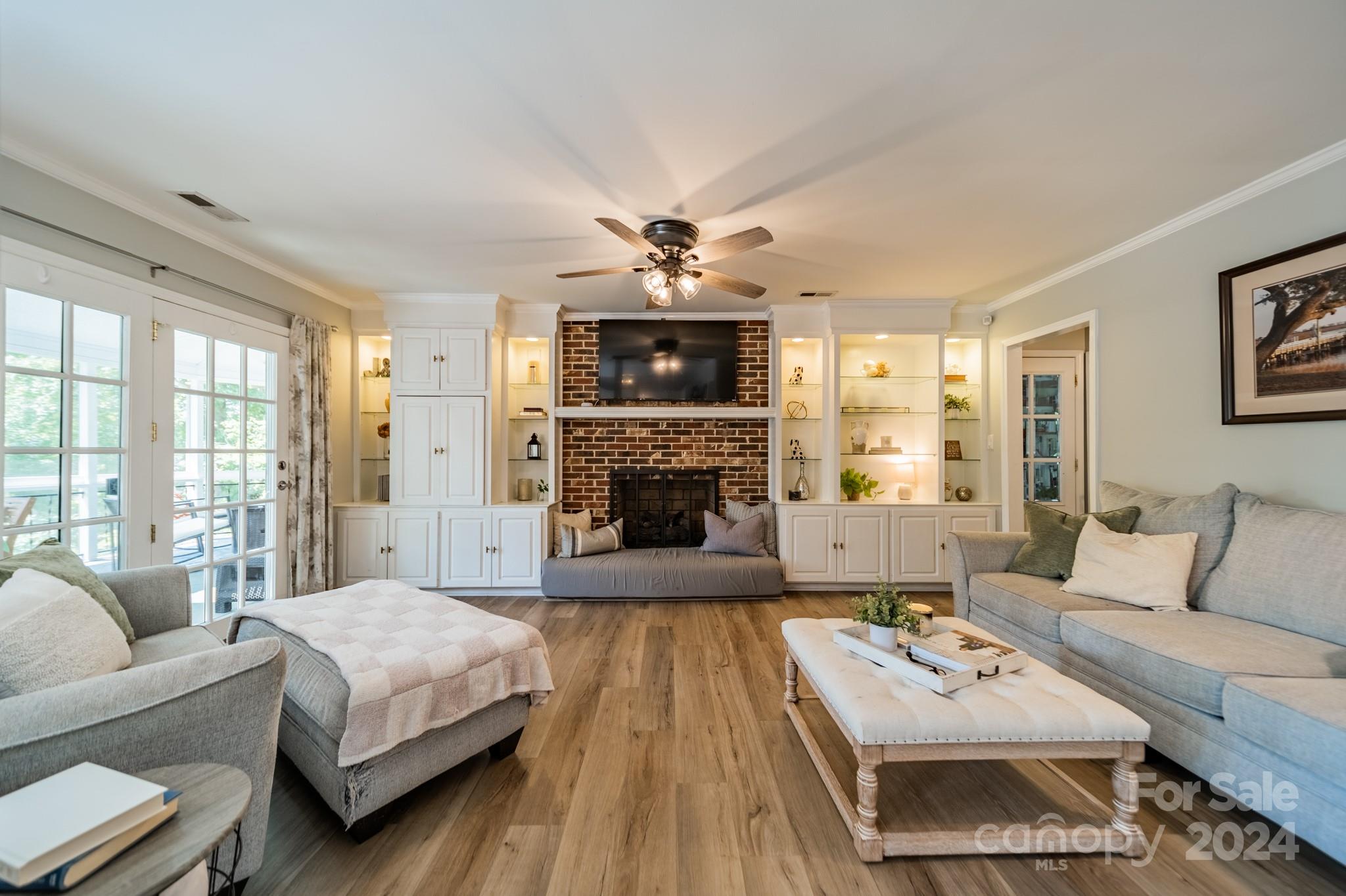 2819 Briar Ridge Drive