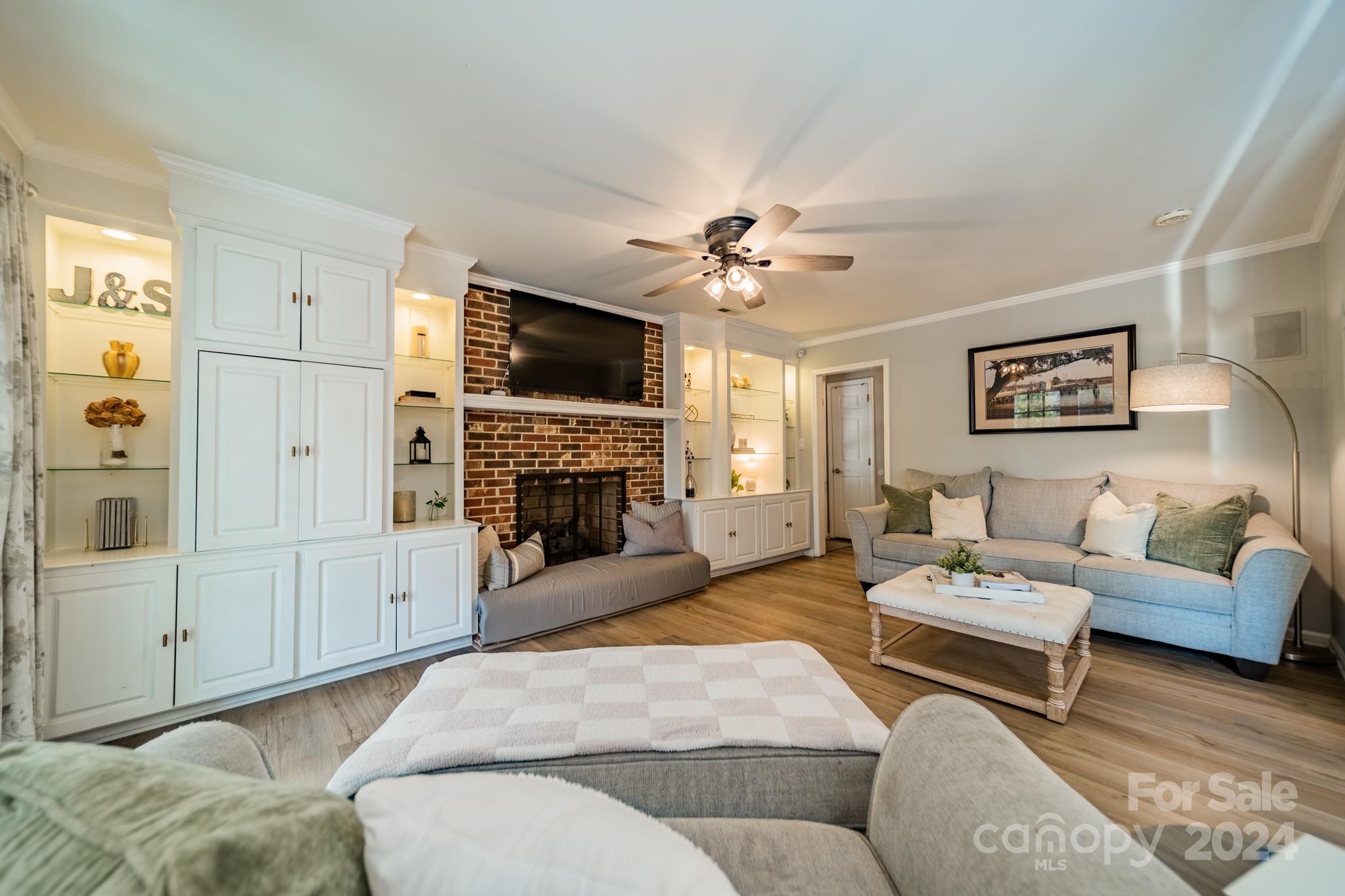 2819 Briar Ridge Drive