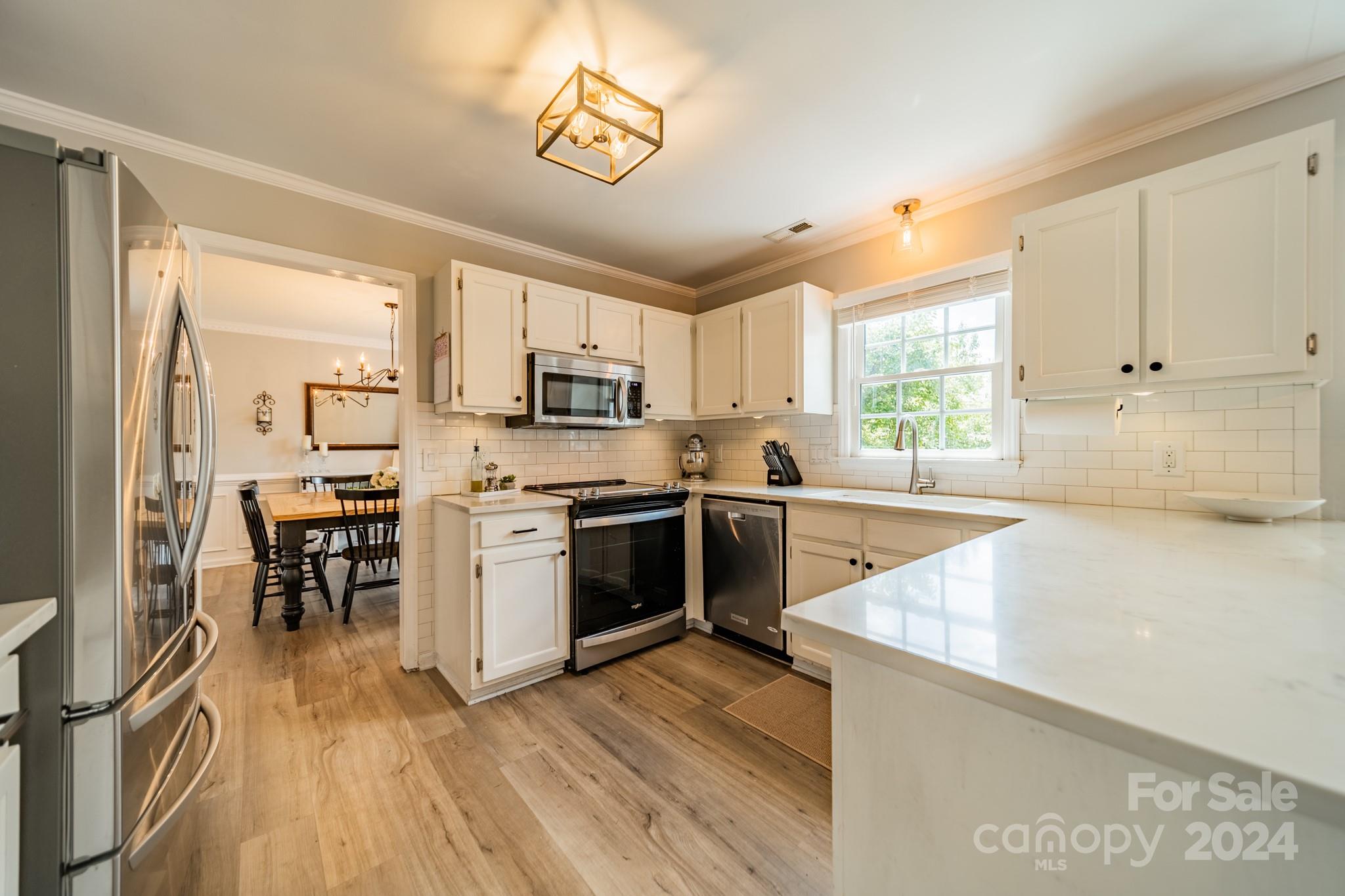 2819 Briar Ridge Drive
