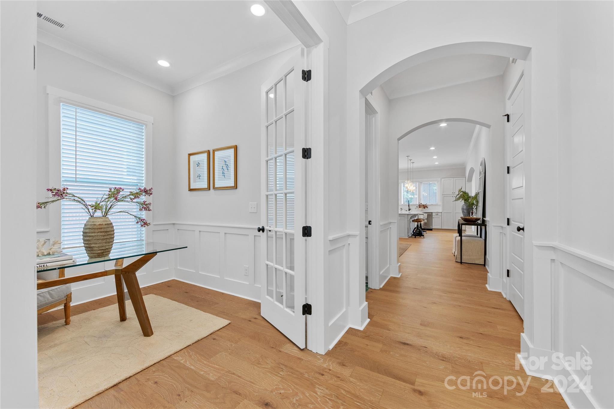 2633 Shenandoah Avenue