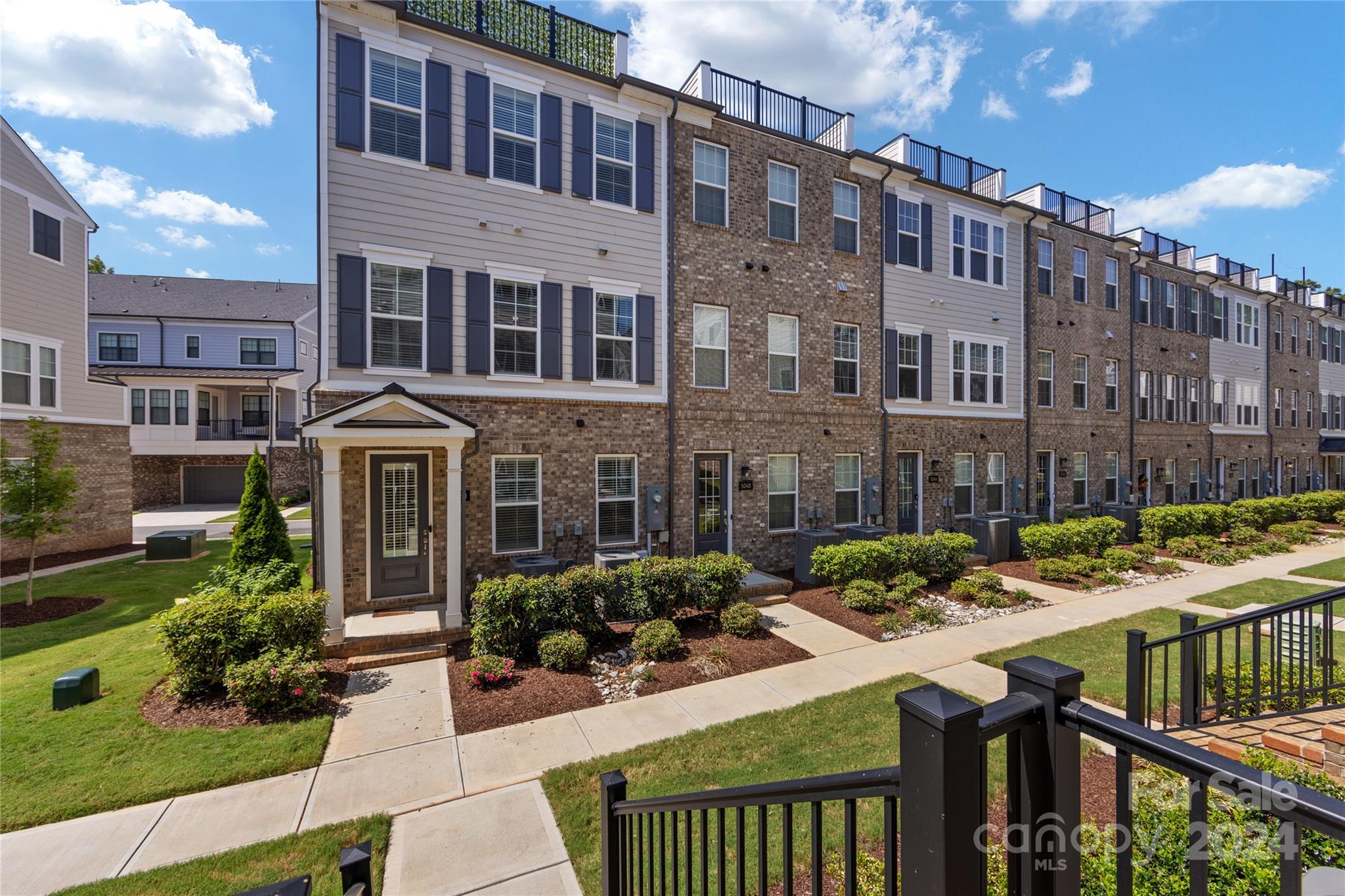 5050 Harrowsmith Lane