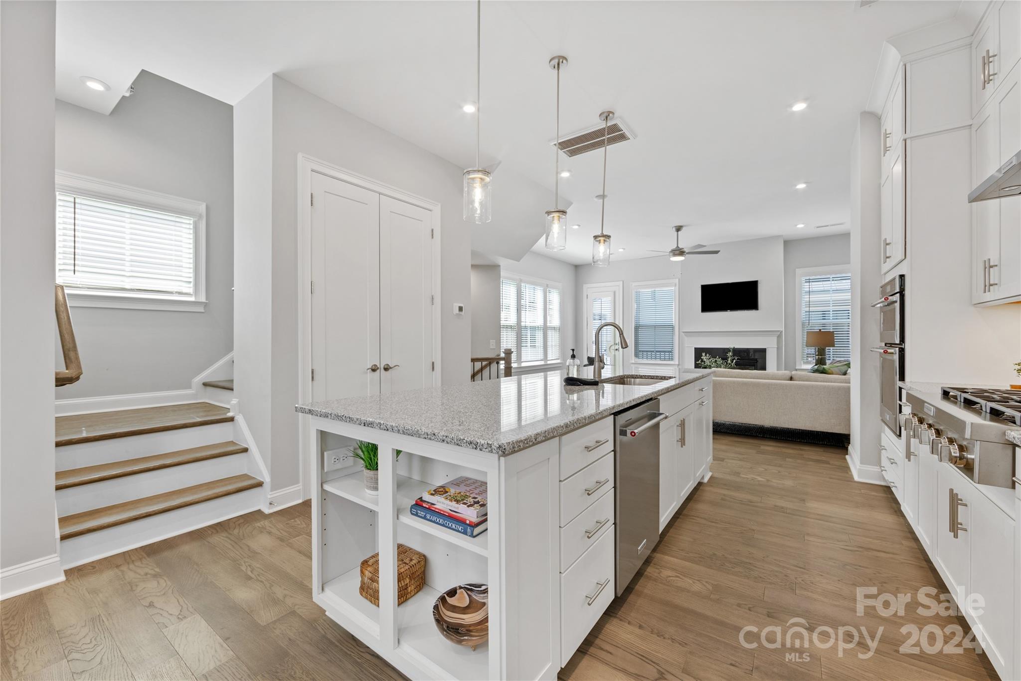 5050 Harrowsmith Lane