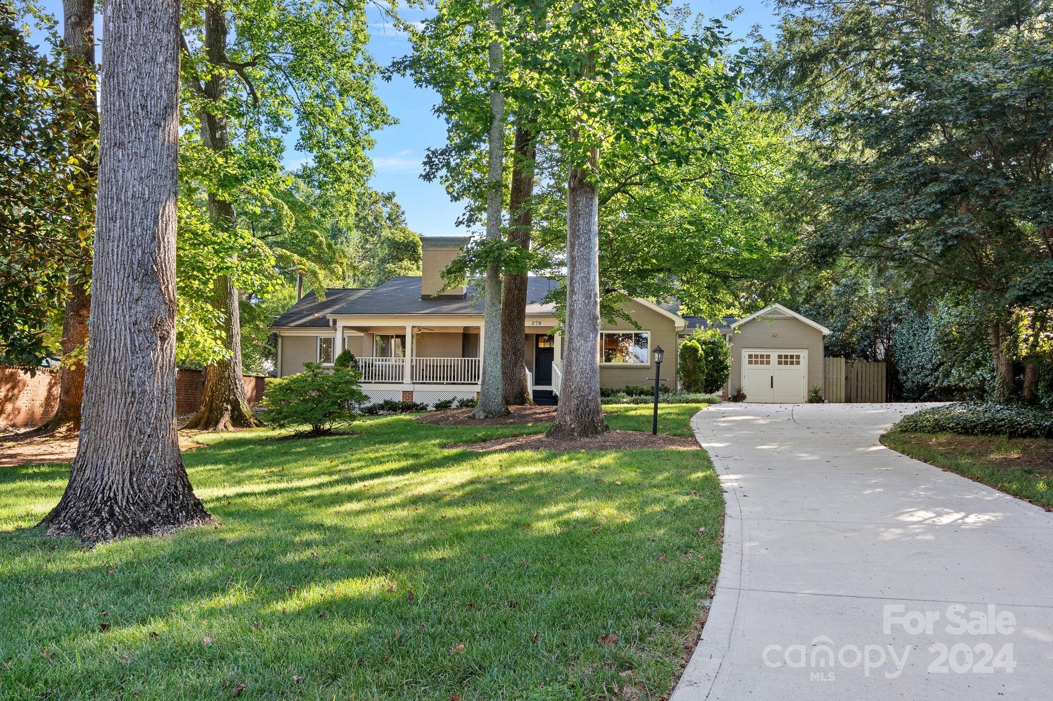 276 S Canterbury Road