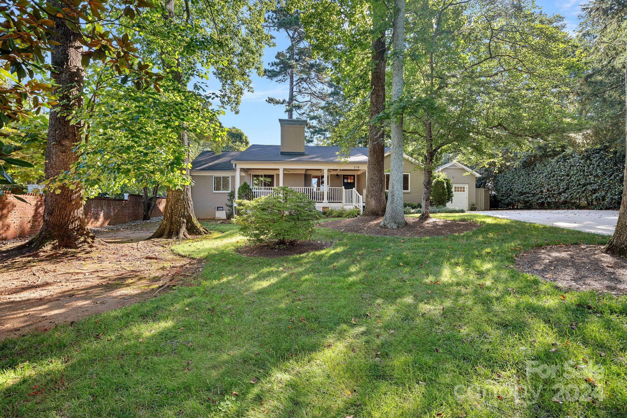 276 S Canterbury Road