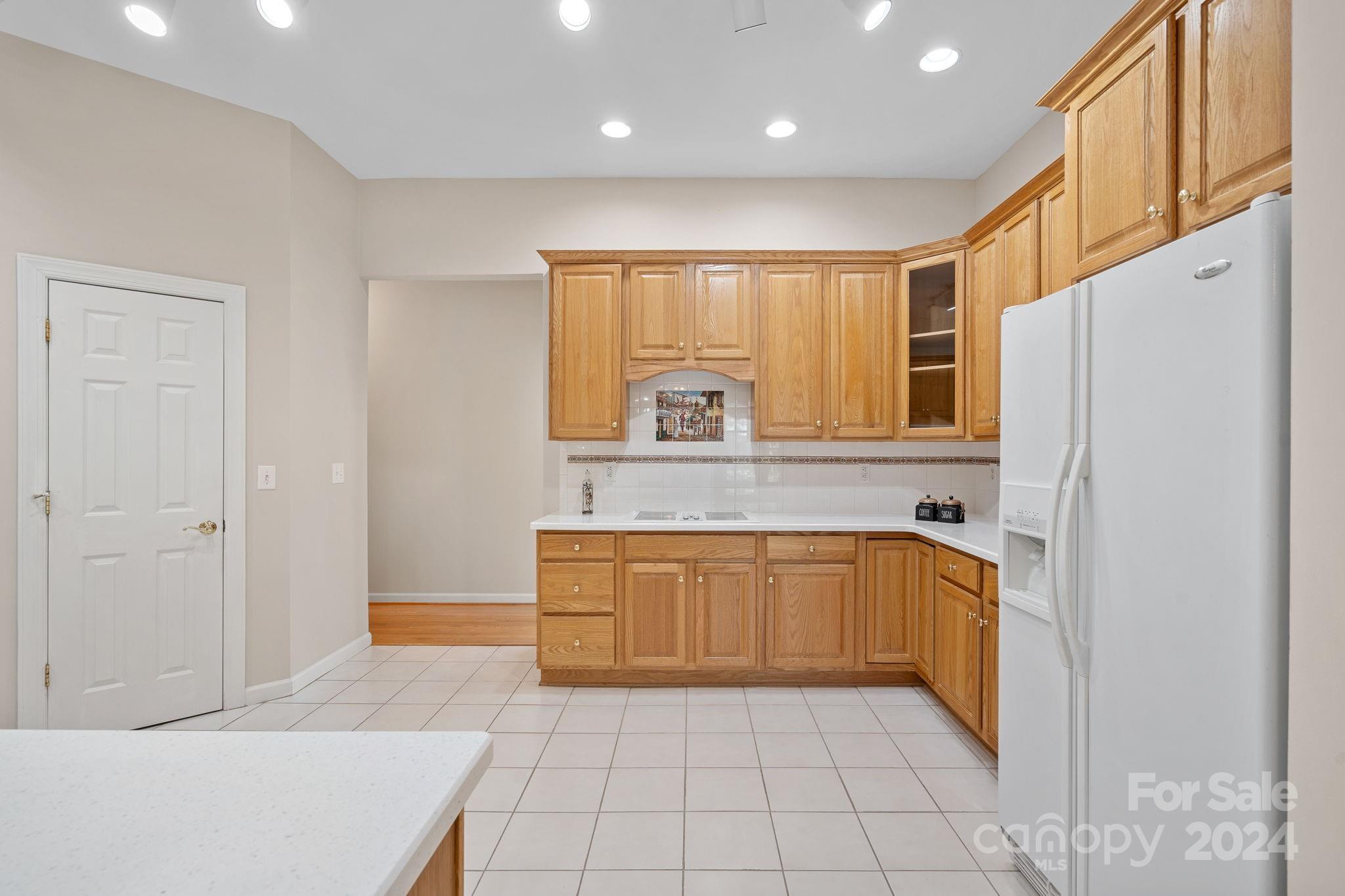 6210 Queensbury Court