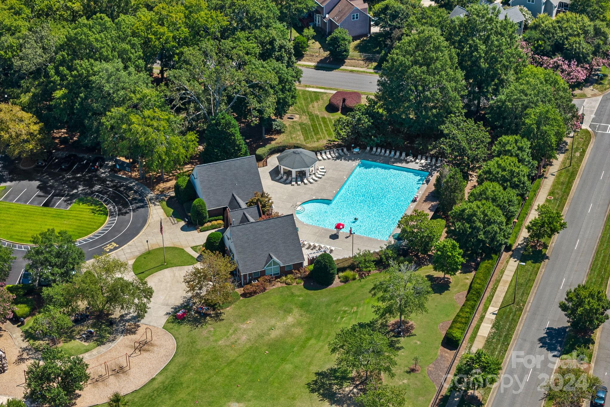 6210 Queensbury Court