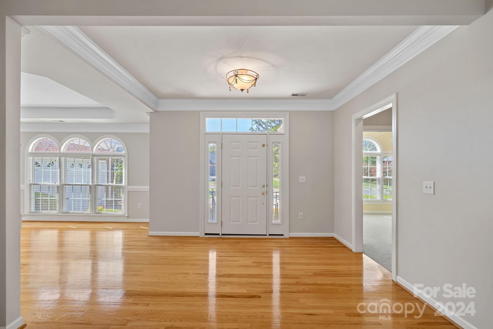 6210 Queensbury Court