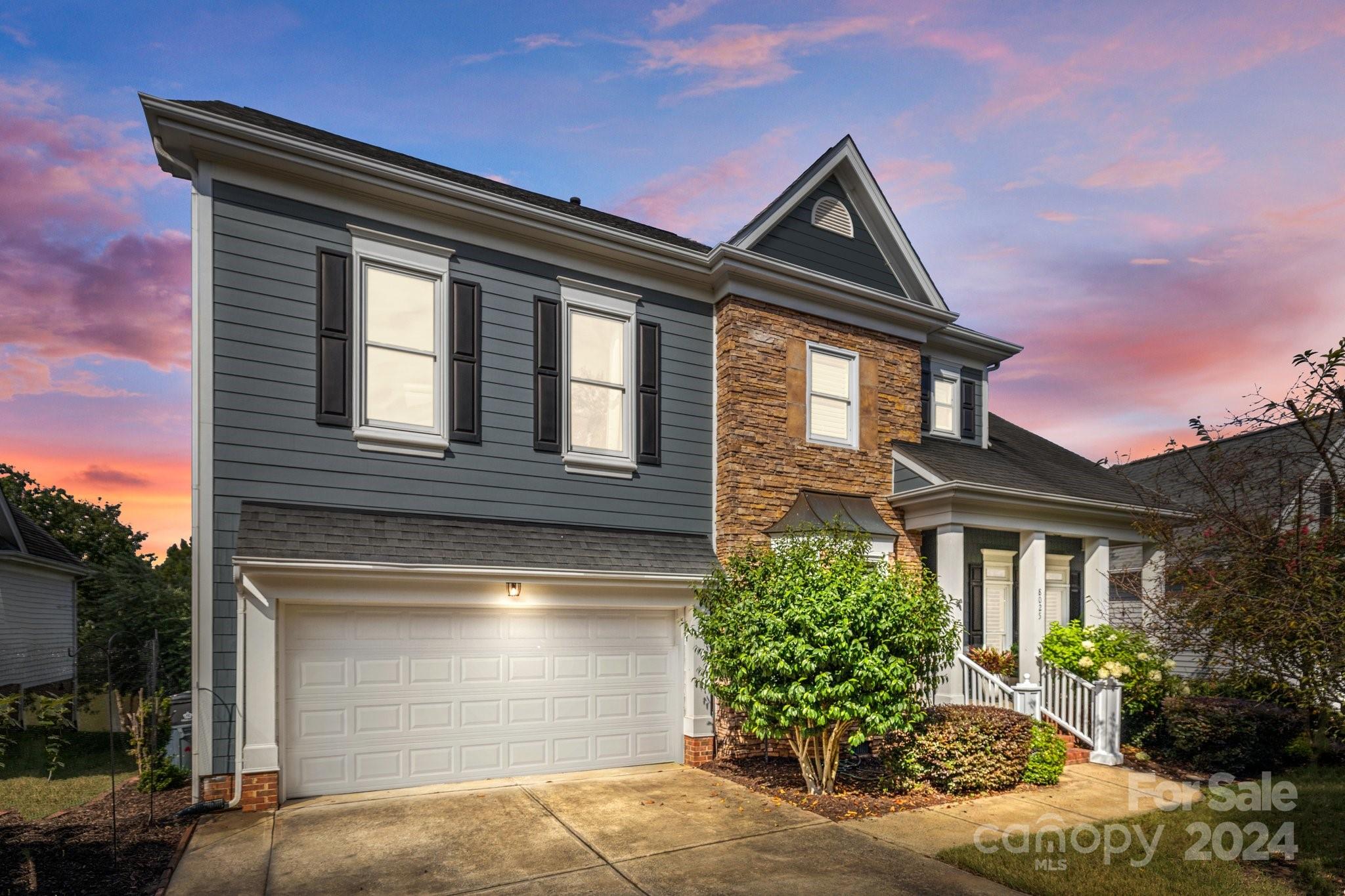 8025 Hawk Crest Court