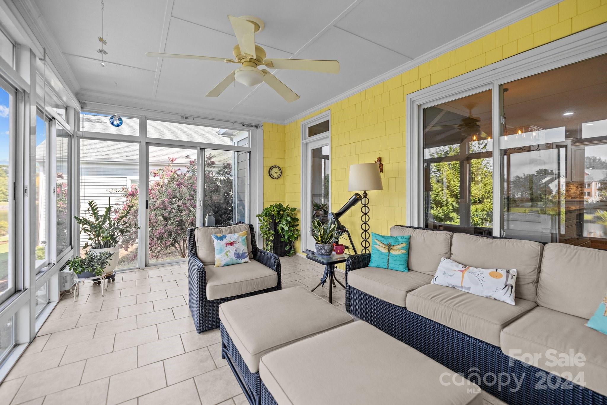 8025 Hawk Crest Court