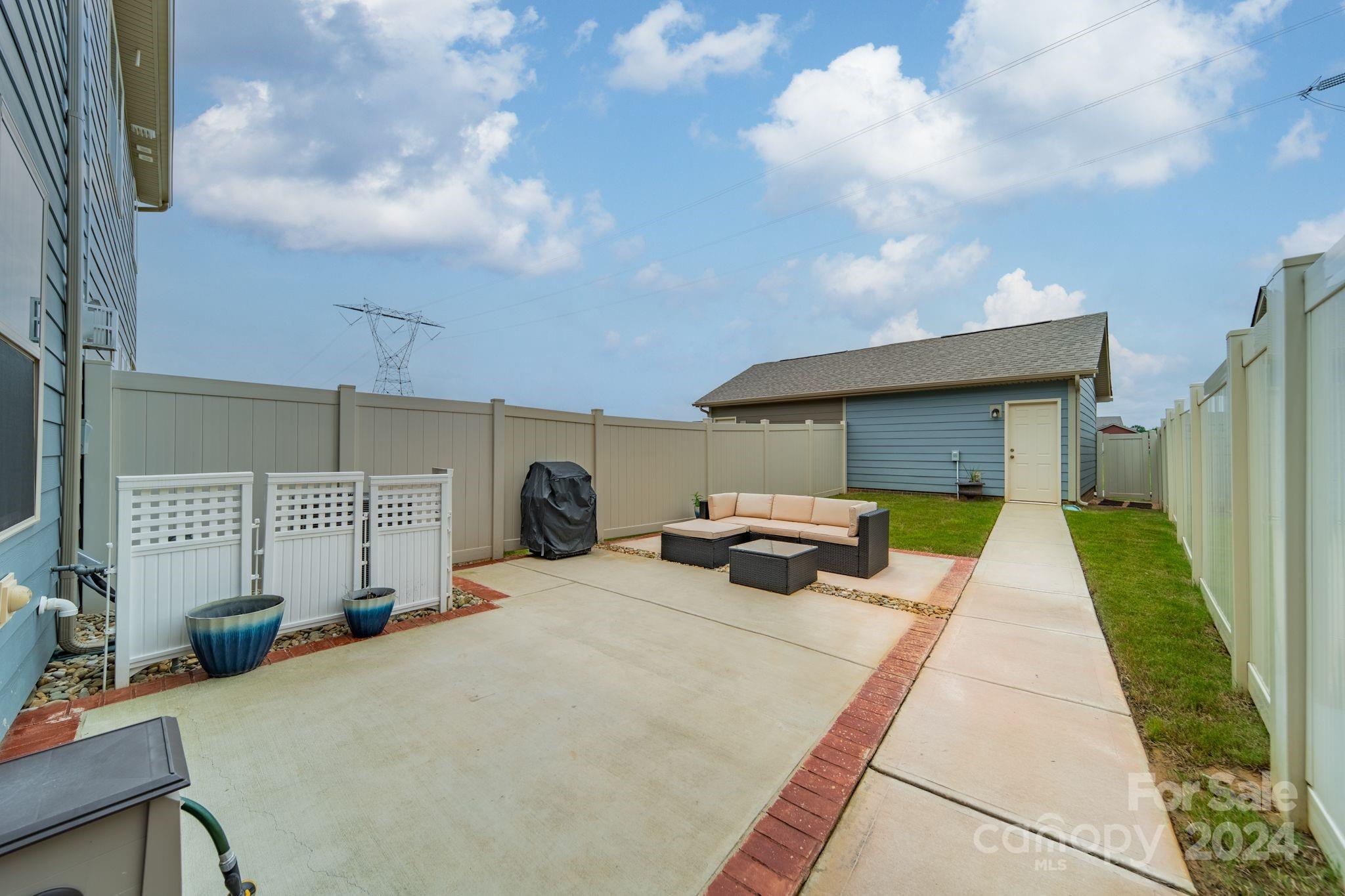 11118 Westbranch Parkway