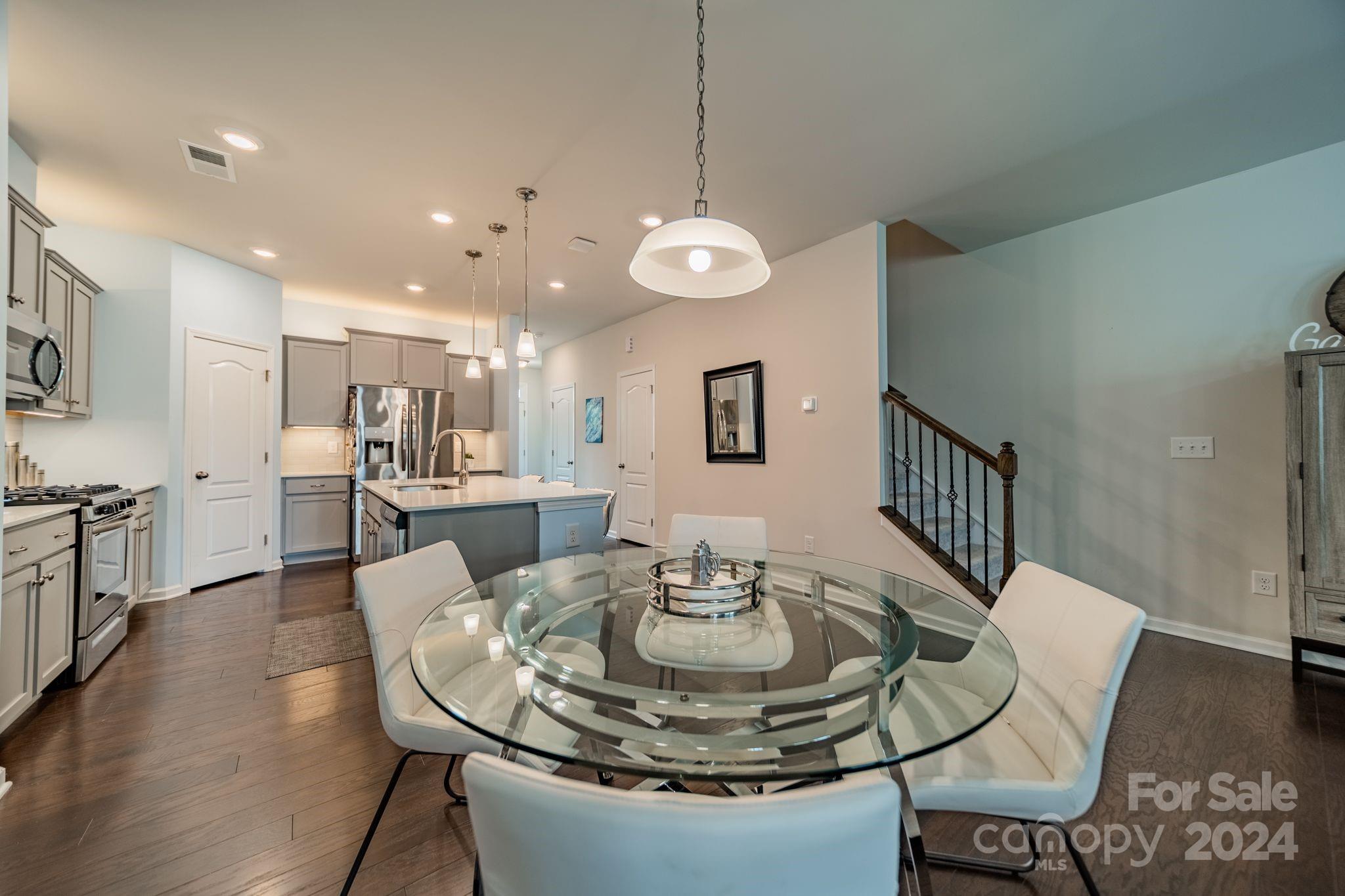 11118 Westbranch Parkway