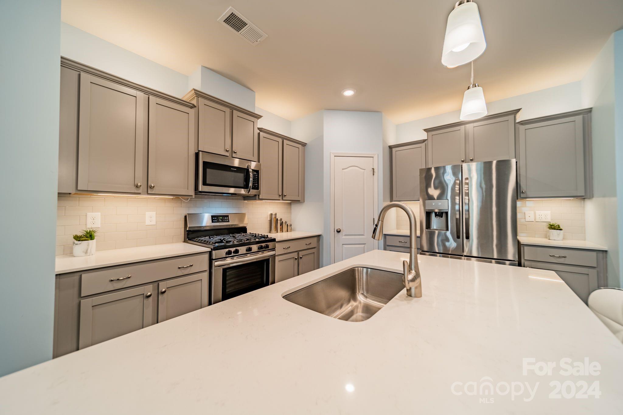 11118 Westbranch Parkway
