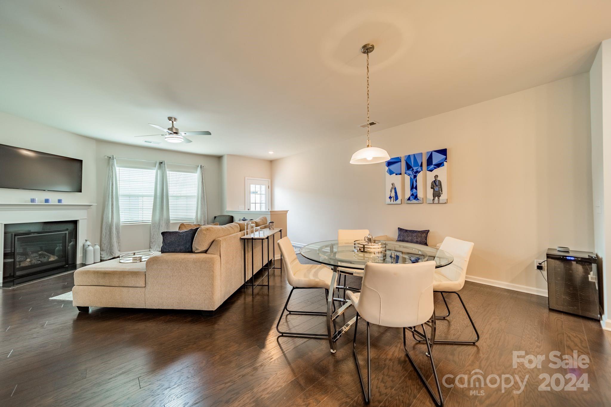 11118 Westbranch Parkway