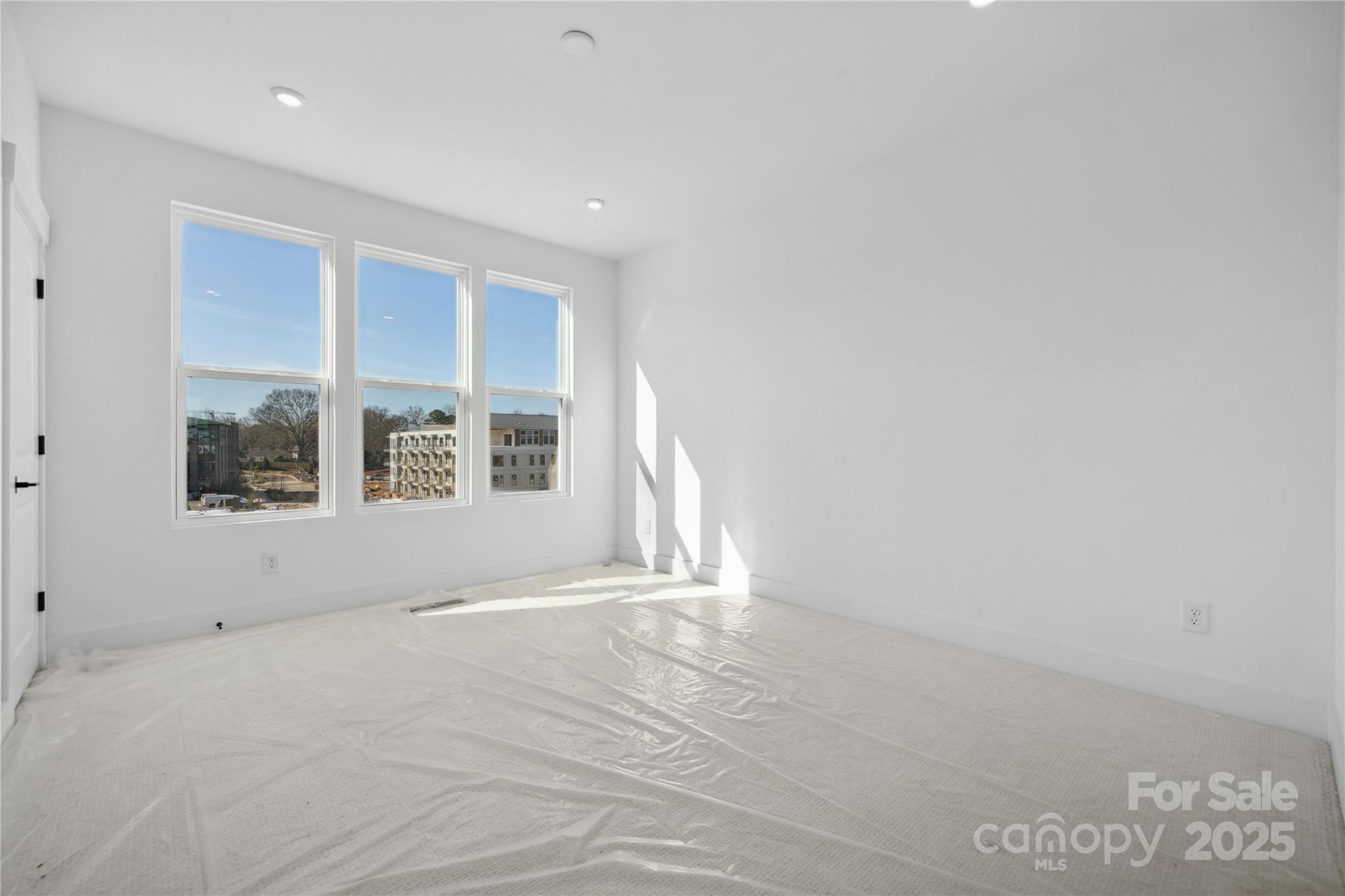 455 Blairhill Road Unit: 03