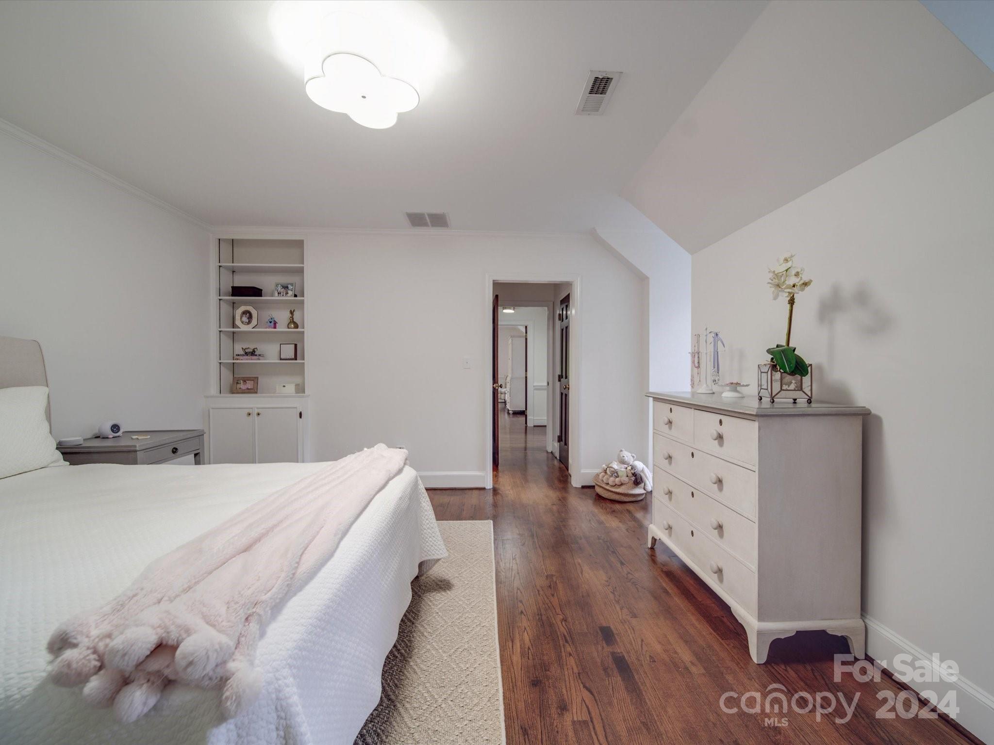 3421 Country Club Drive