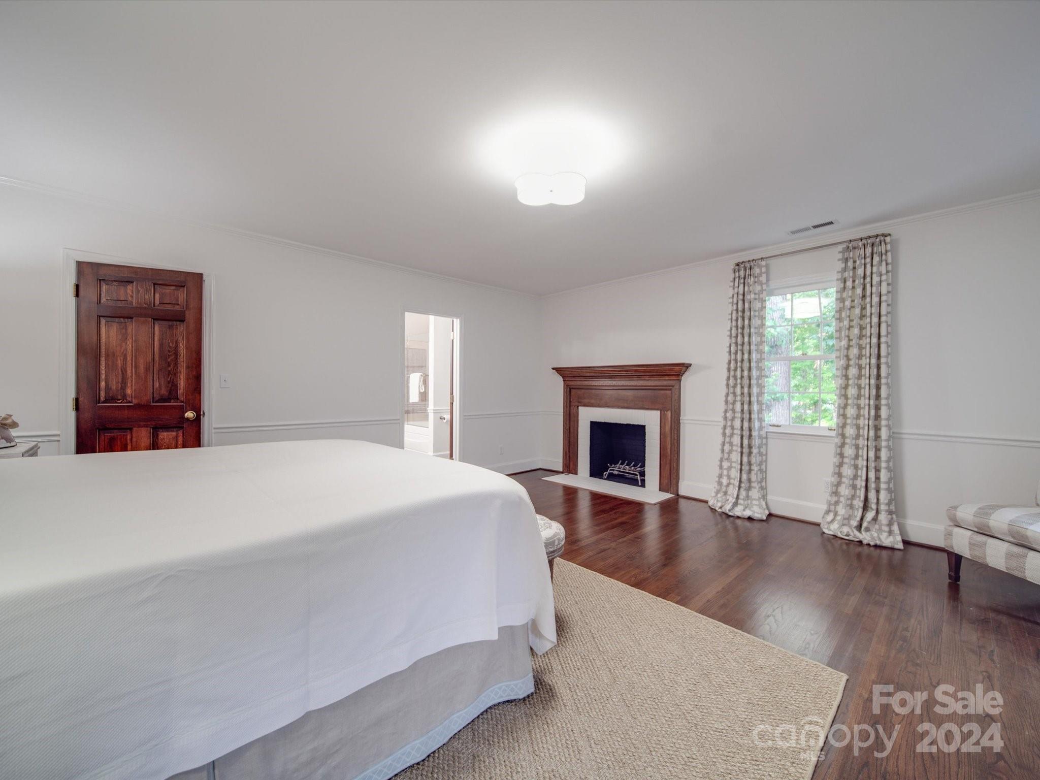 3421 Country Club Drive
