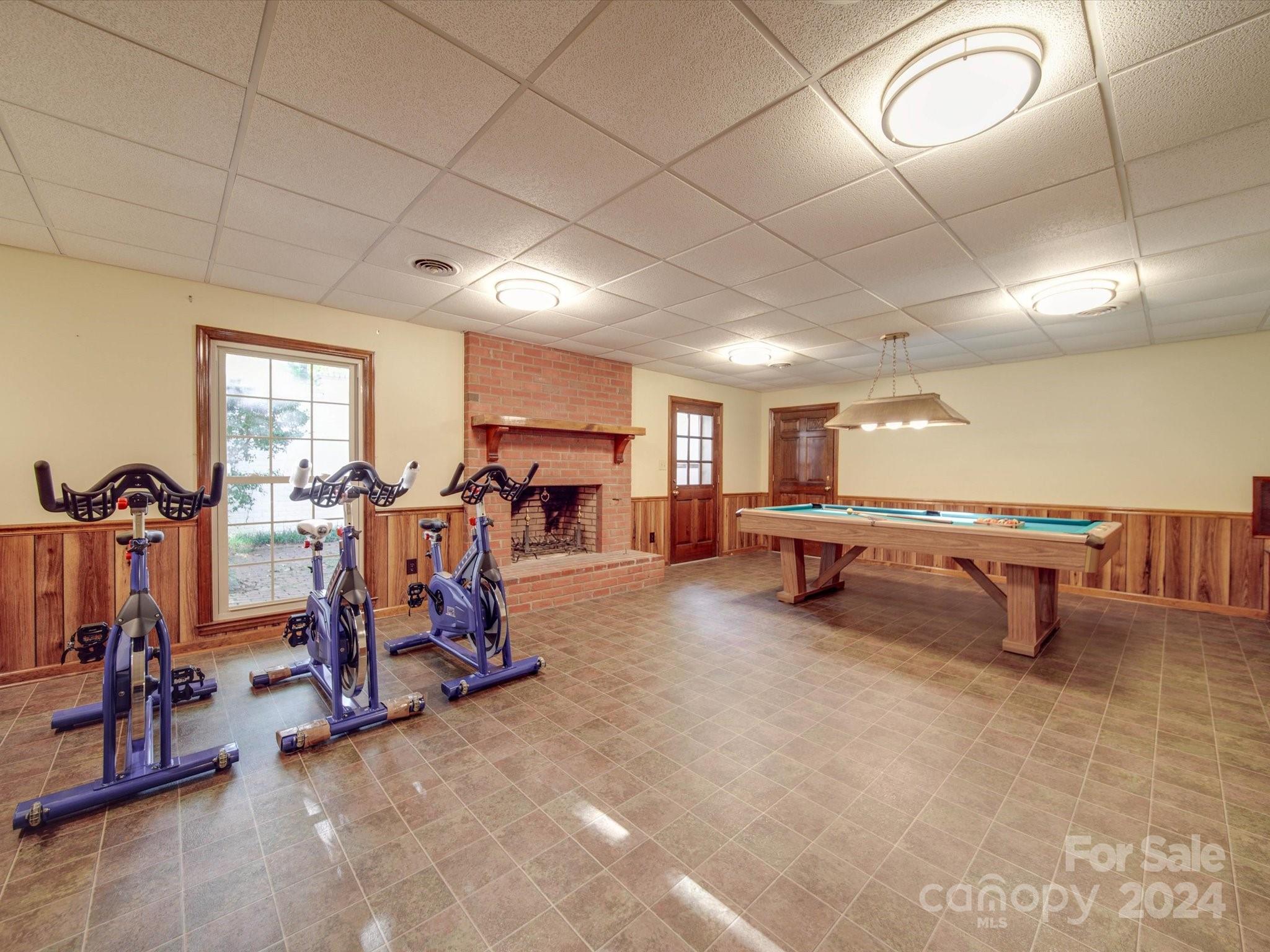 3421 Country Club Drive