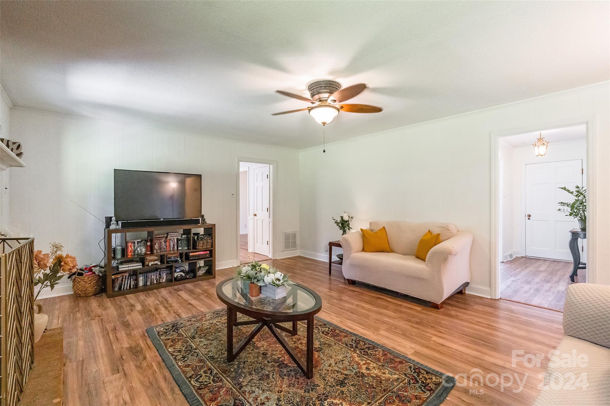 1069 Belmar Lane