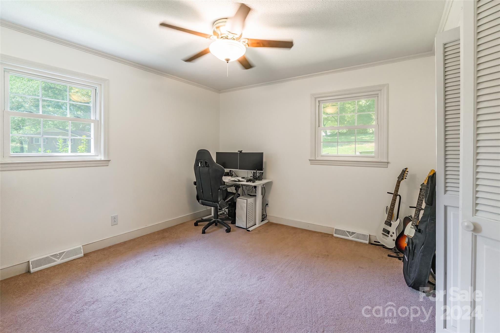 1069 Belmar Lane