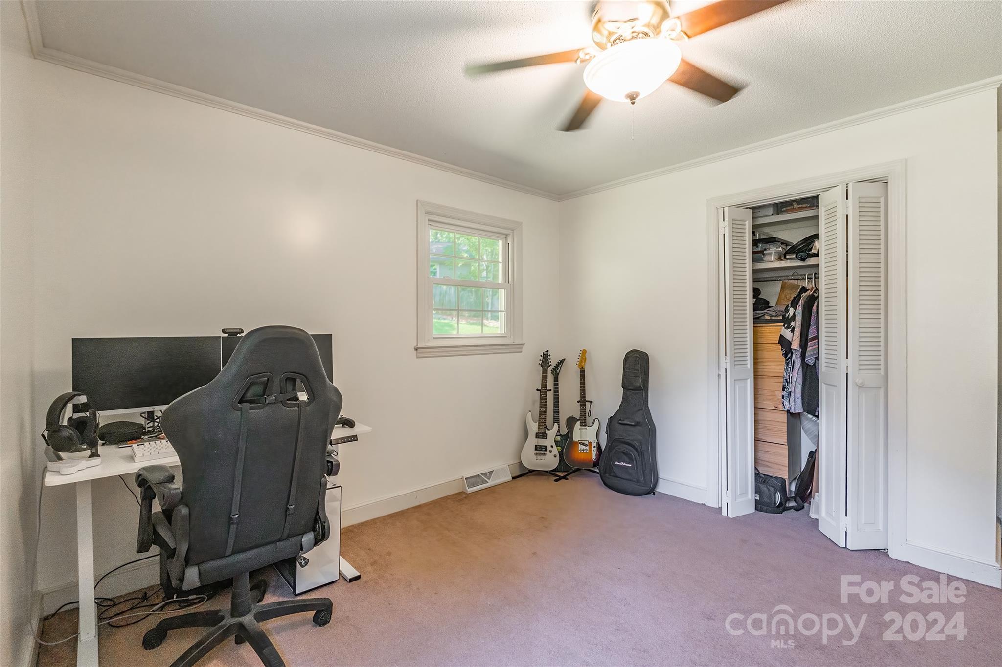 1069 Belmar Lane