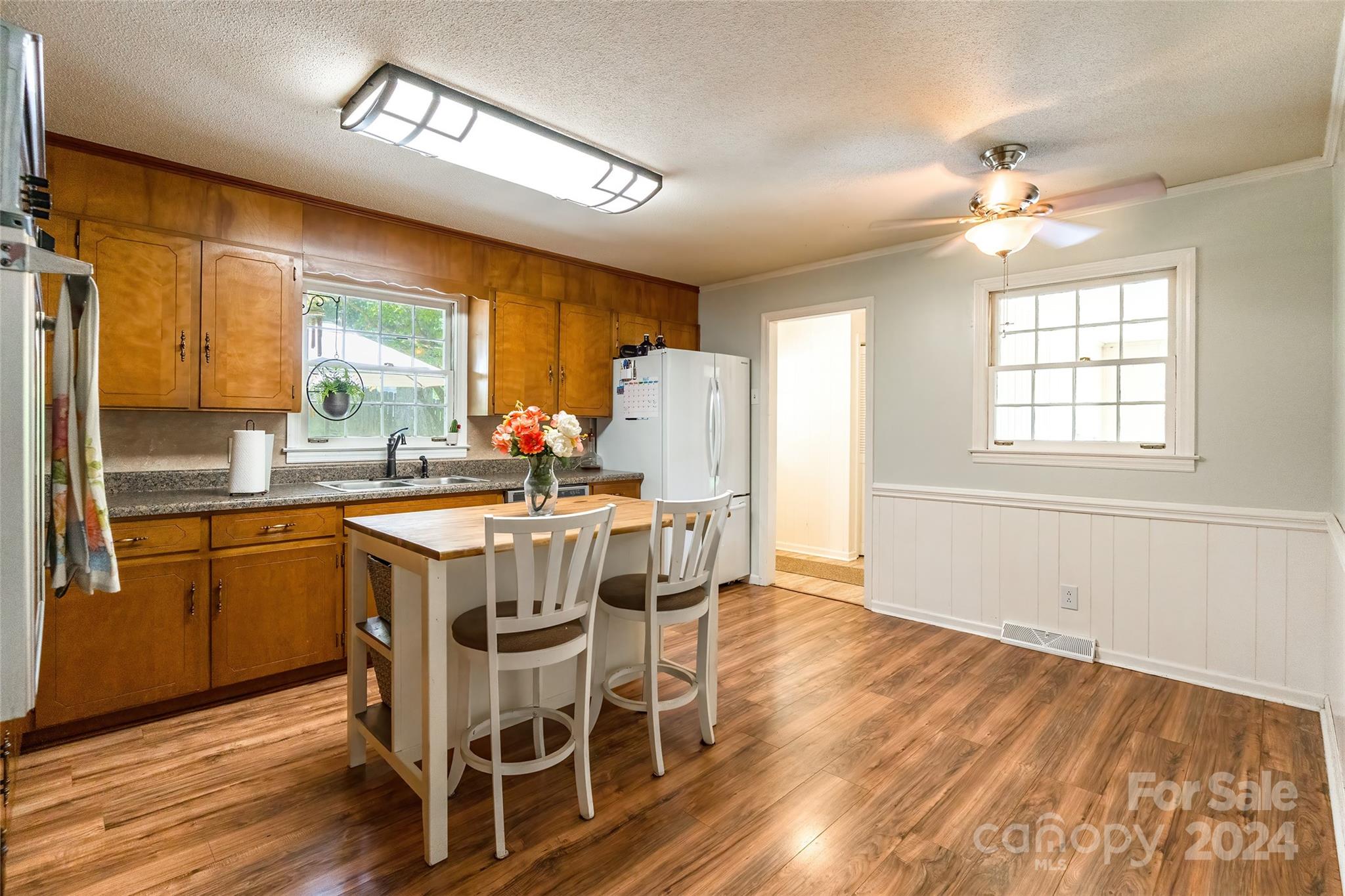 1069 Belmar Lane