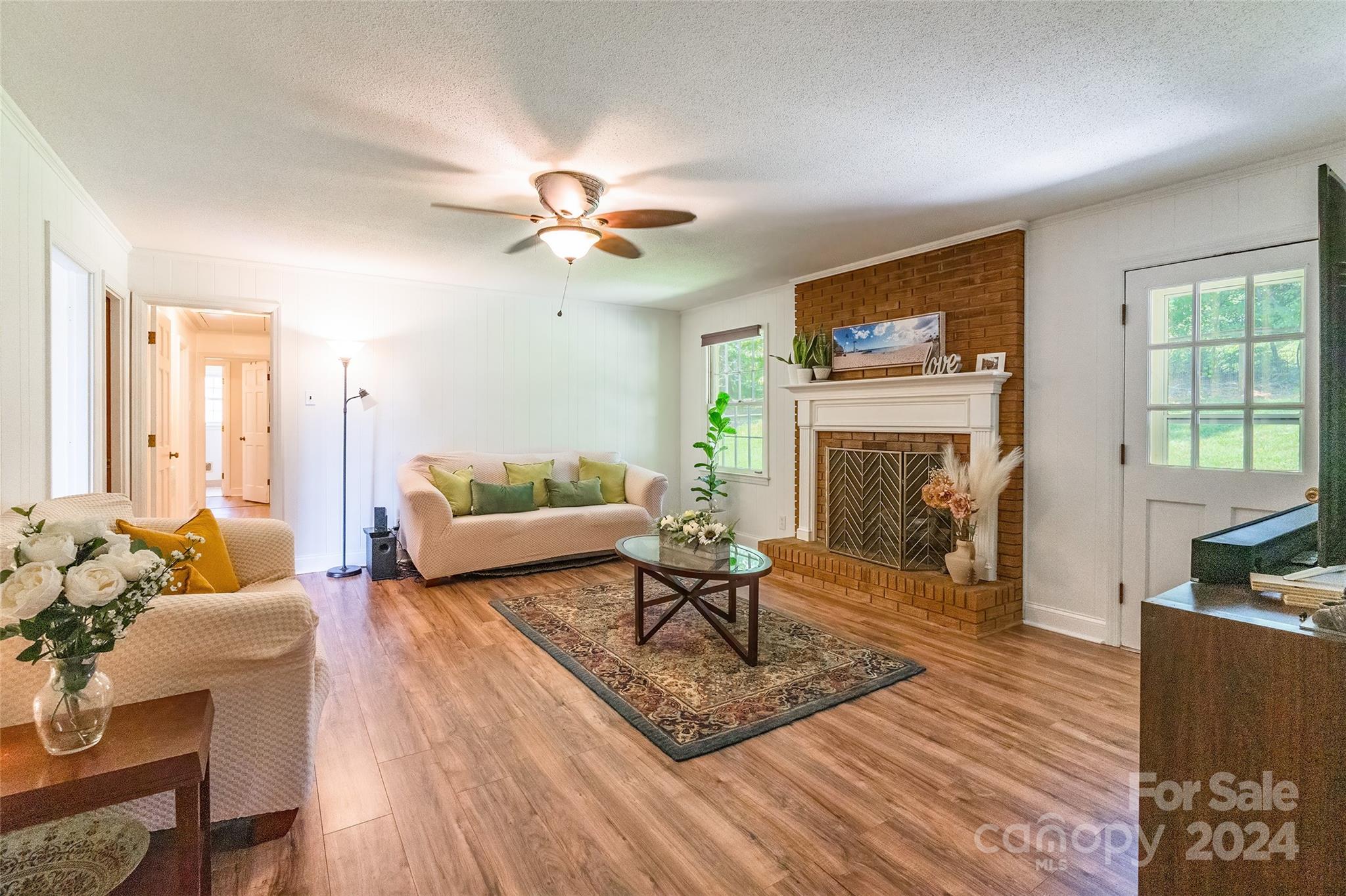 1069 Belmar Lane