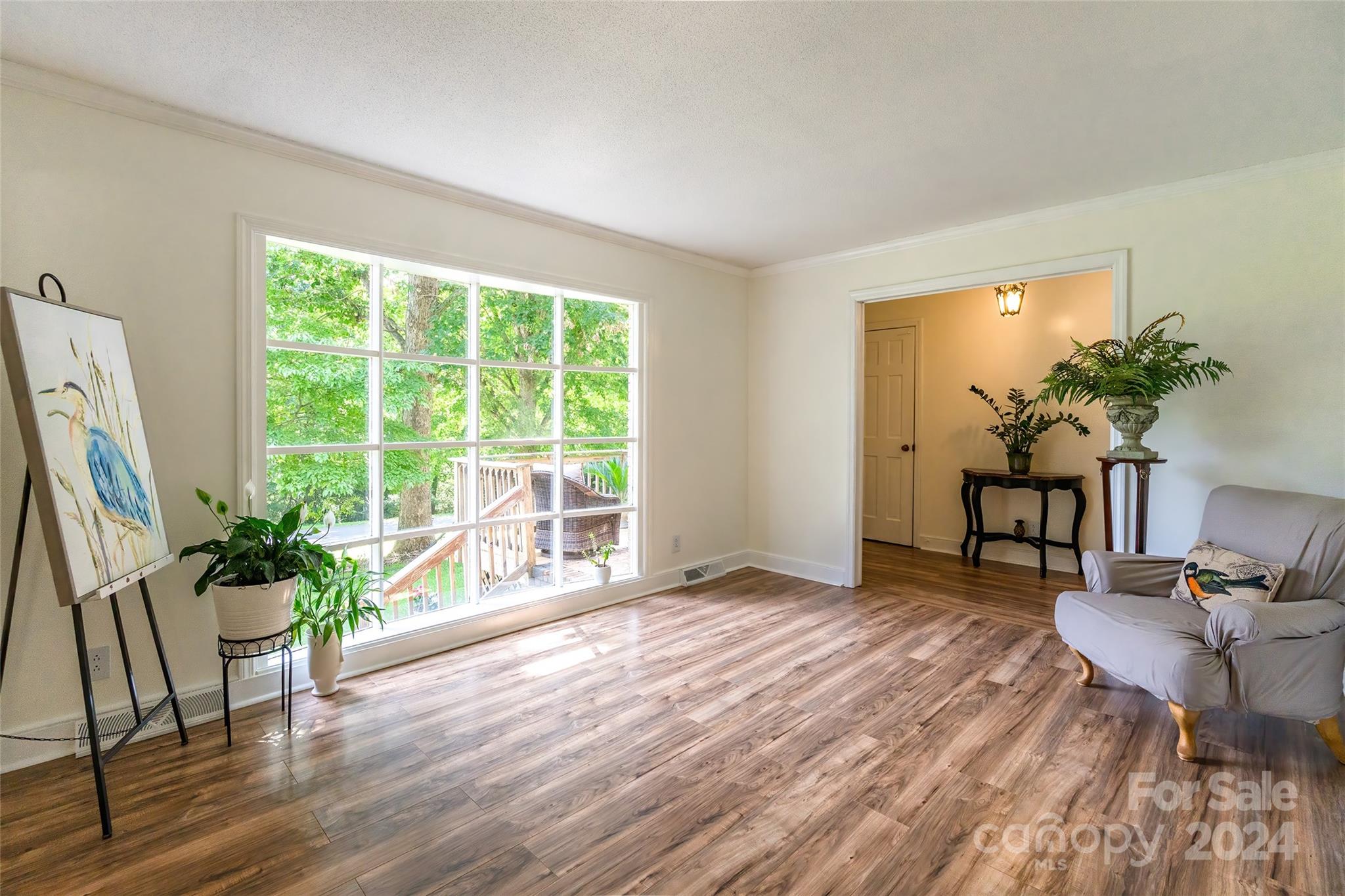 1069 Belmar Lane