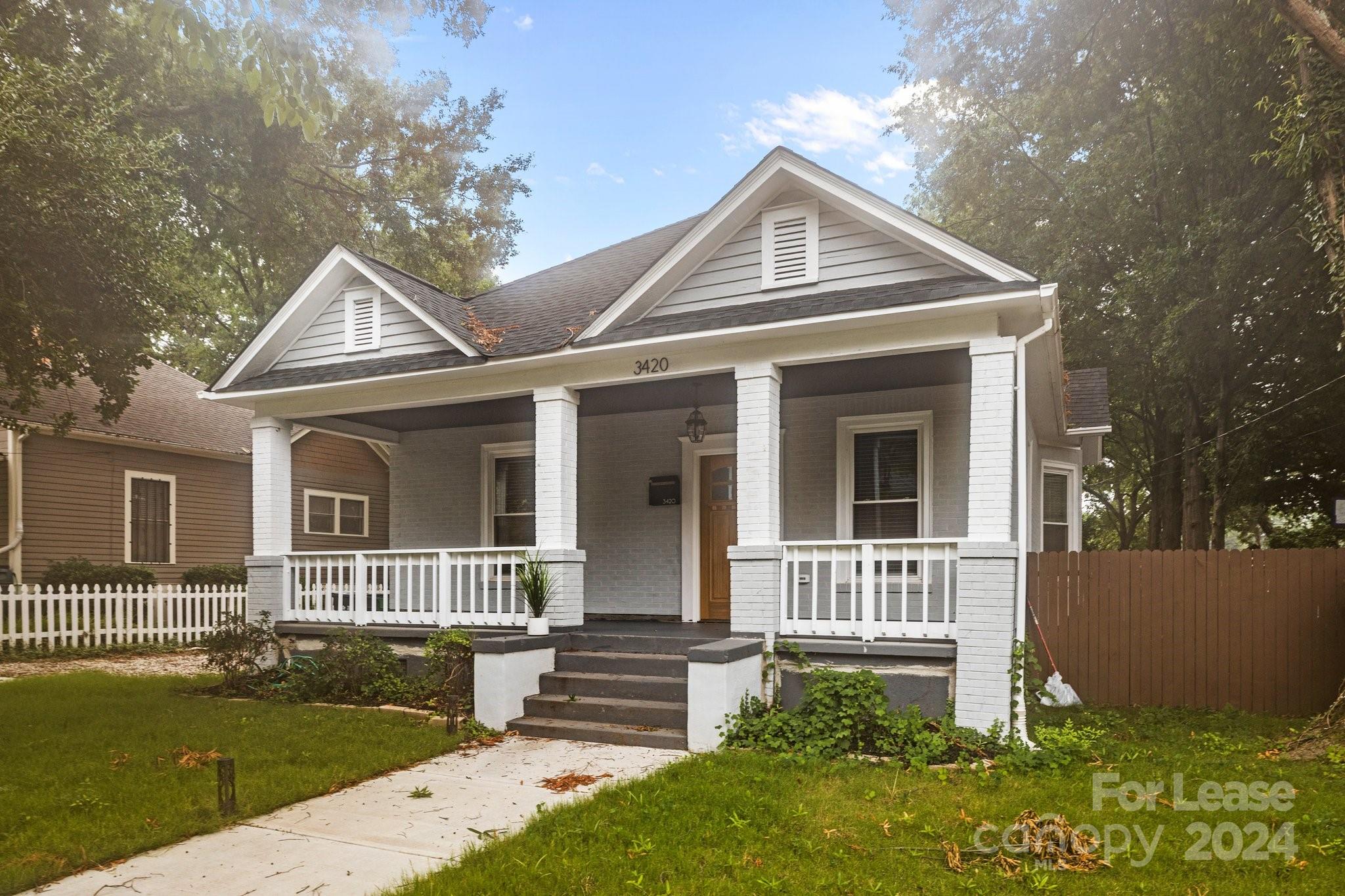3420 Holt Street