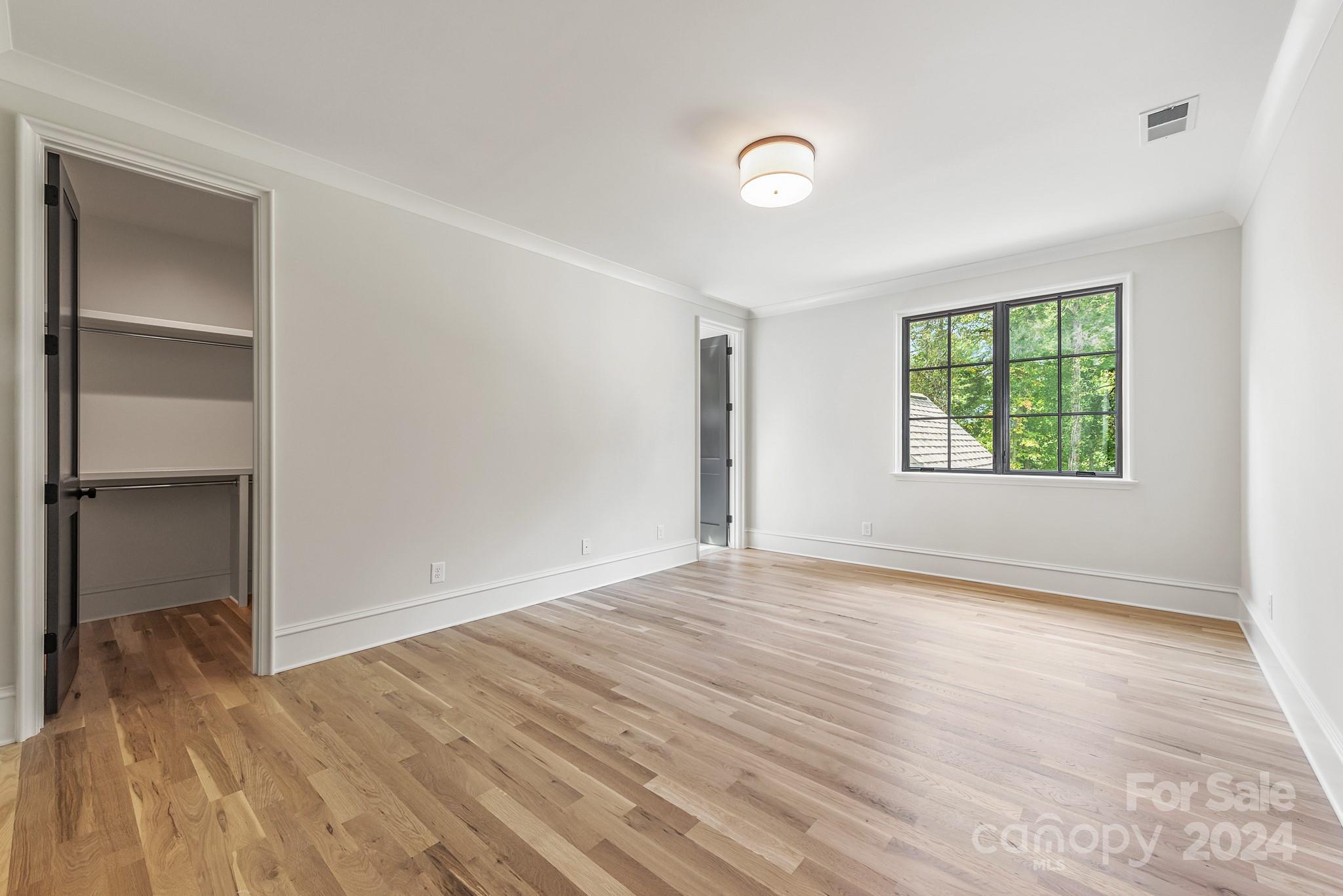 801 Bridlepath Lane