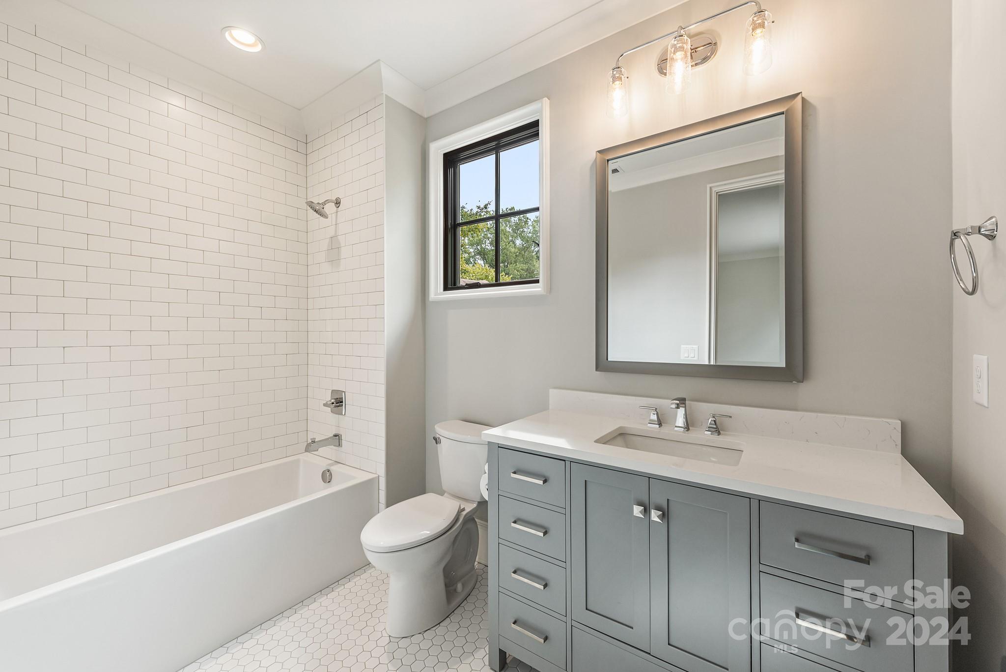 801 Bridlepath Lane