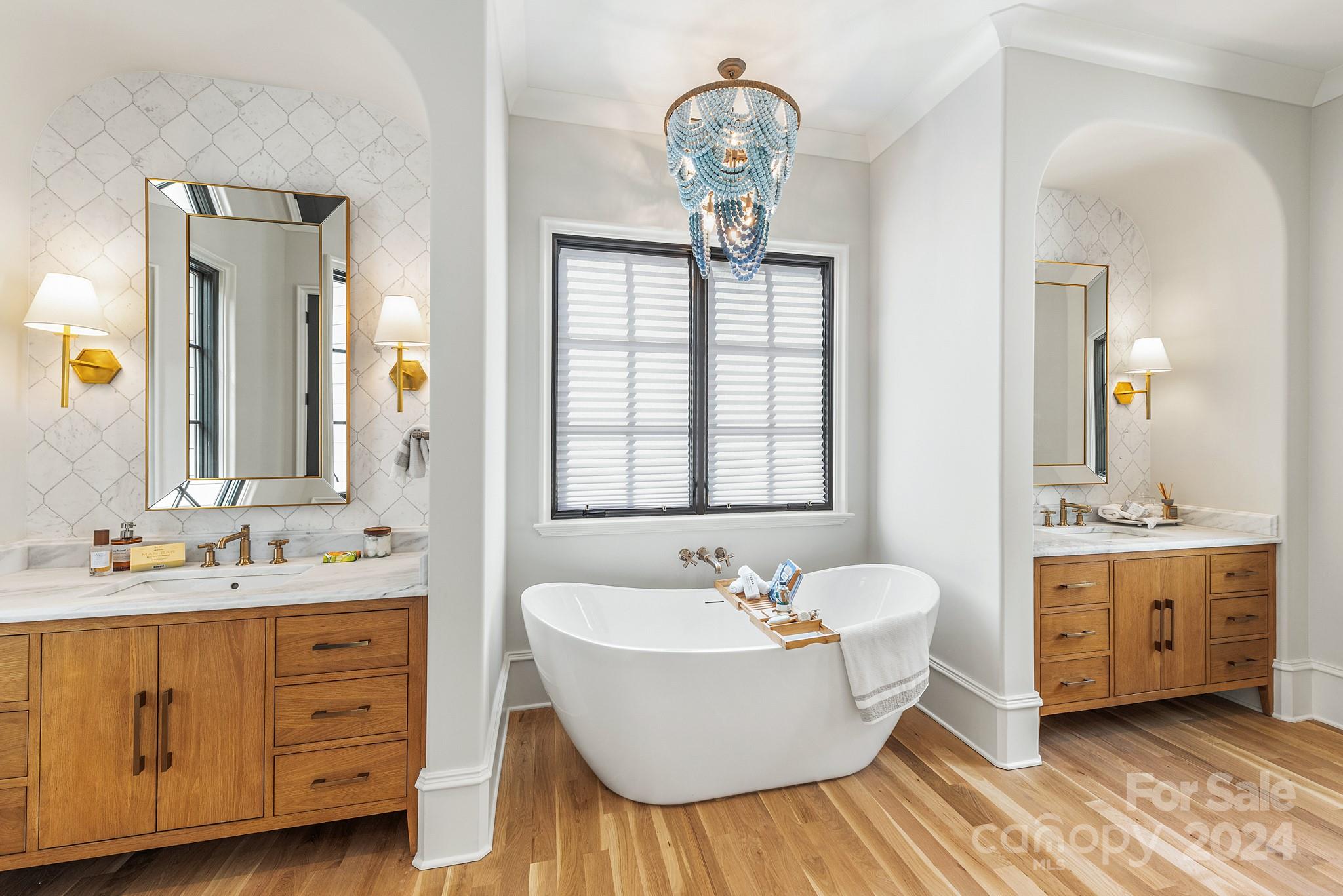 801 Bridlepath Lane