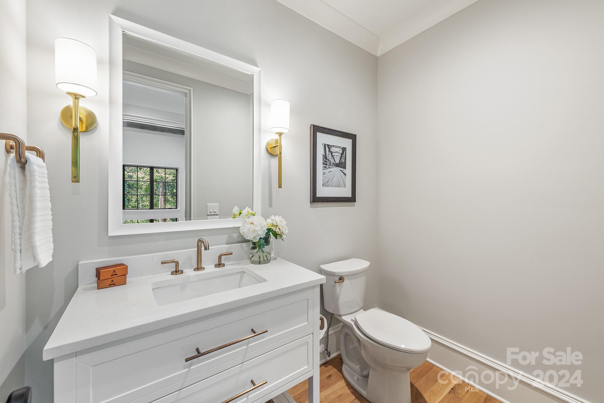 801 Bridlepath Lane