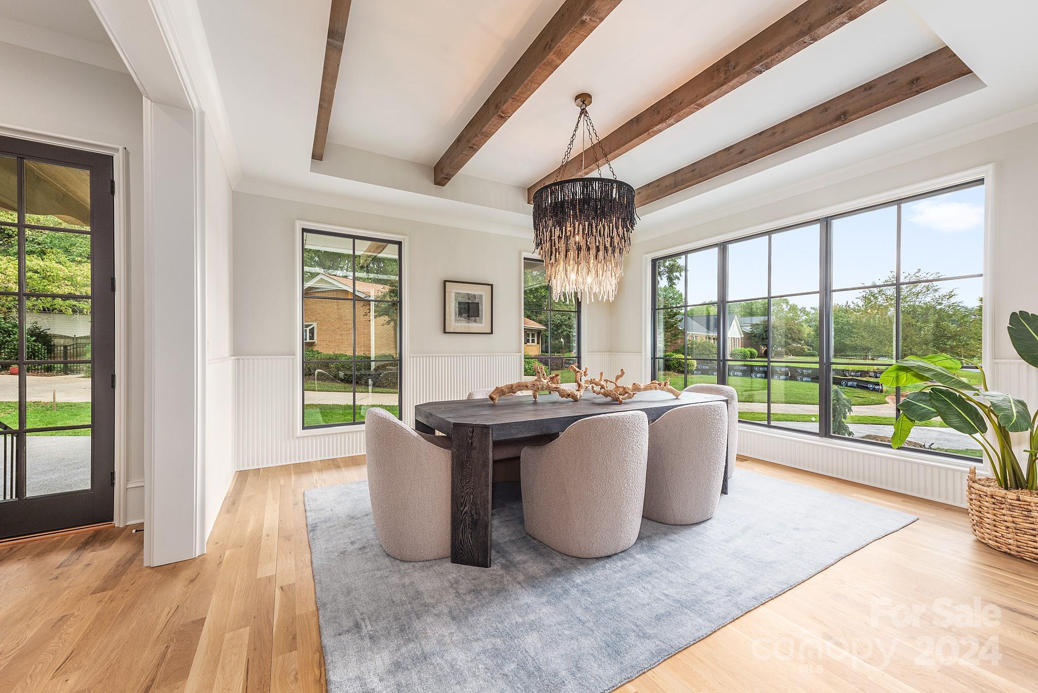801 Bridlepath Lane