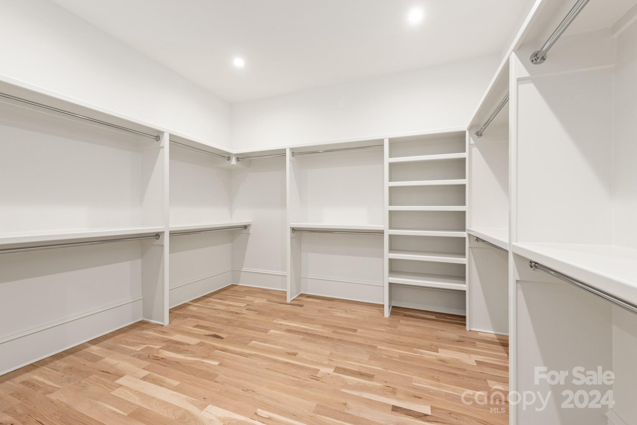 801 Bridlepath Lane