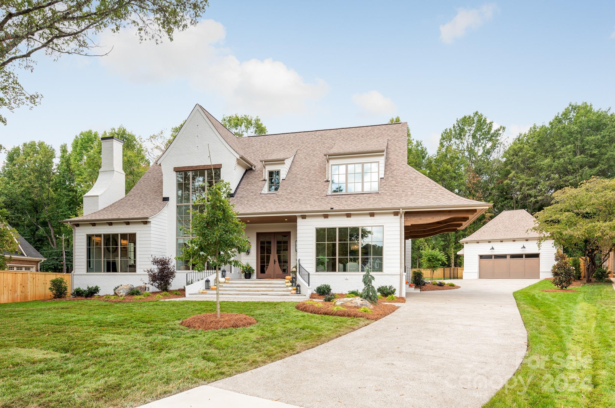 801 Bridlepath Lane