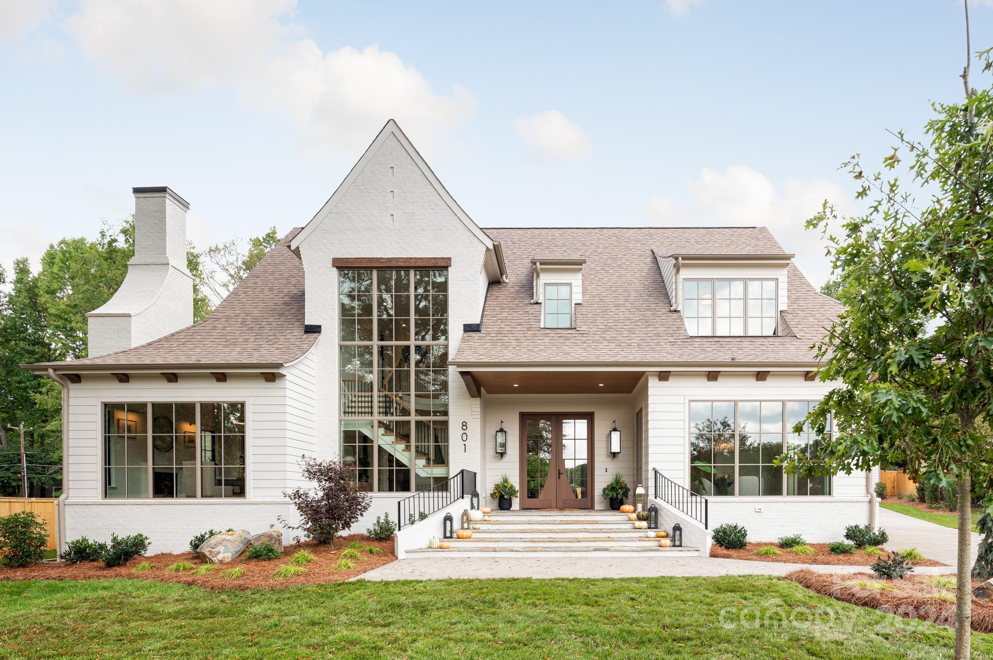 801 Bridlepath Lane
