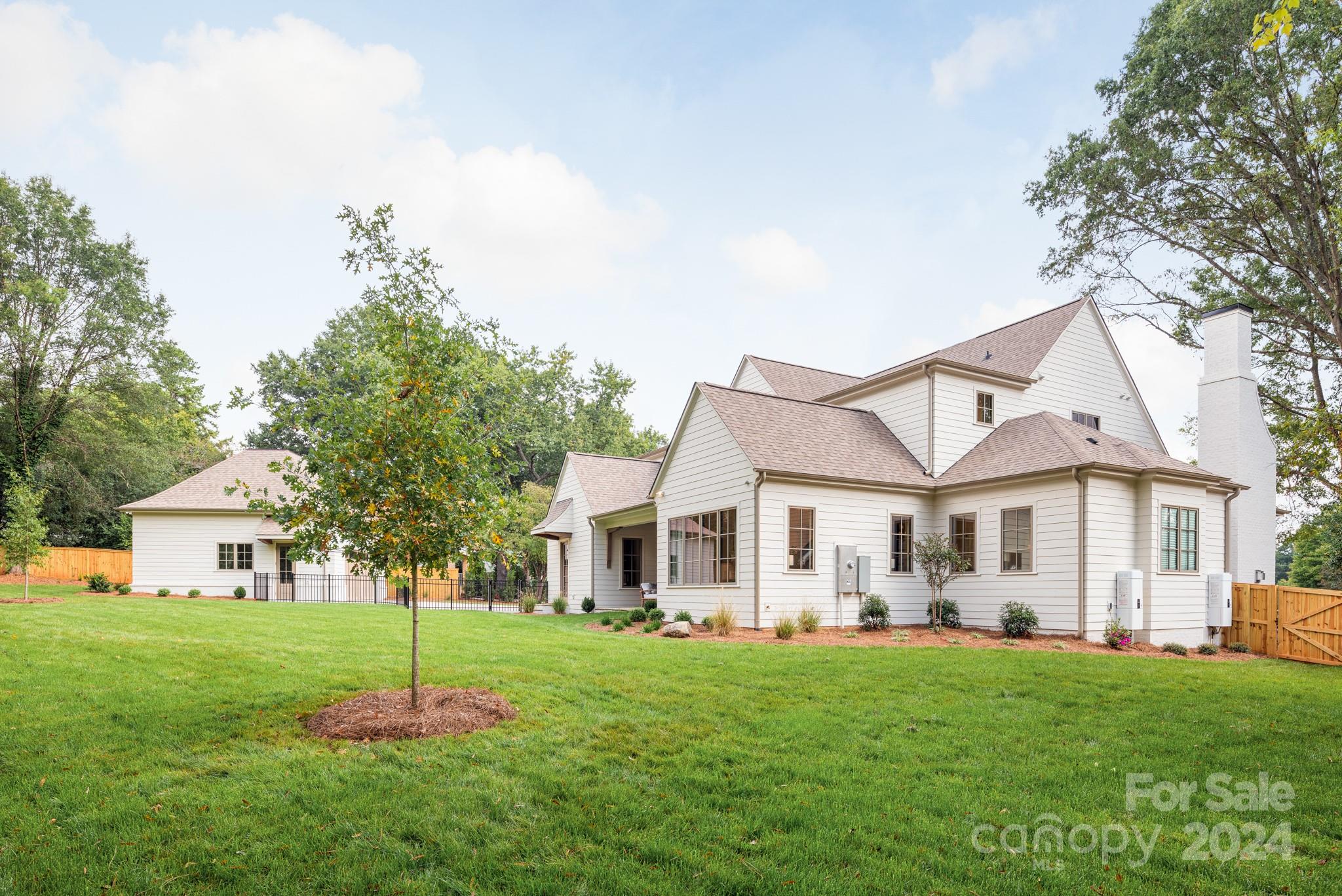 801 Bridlepath Lane