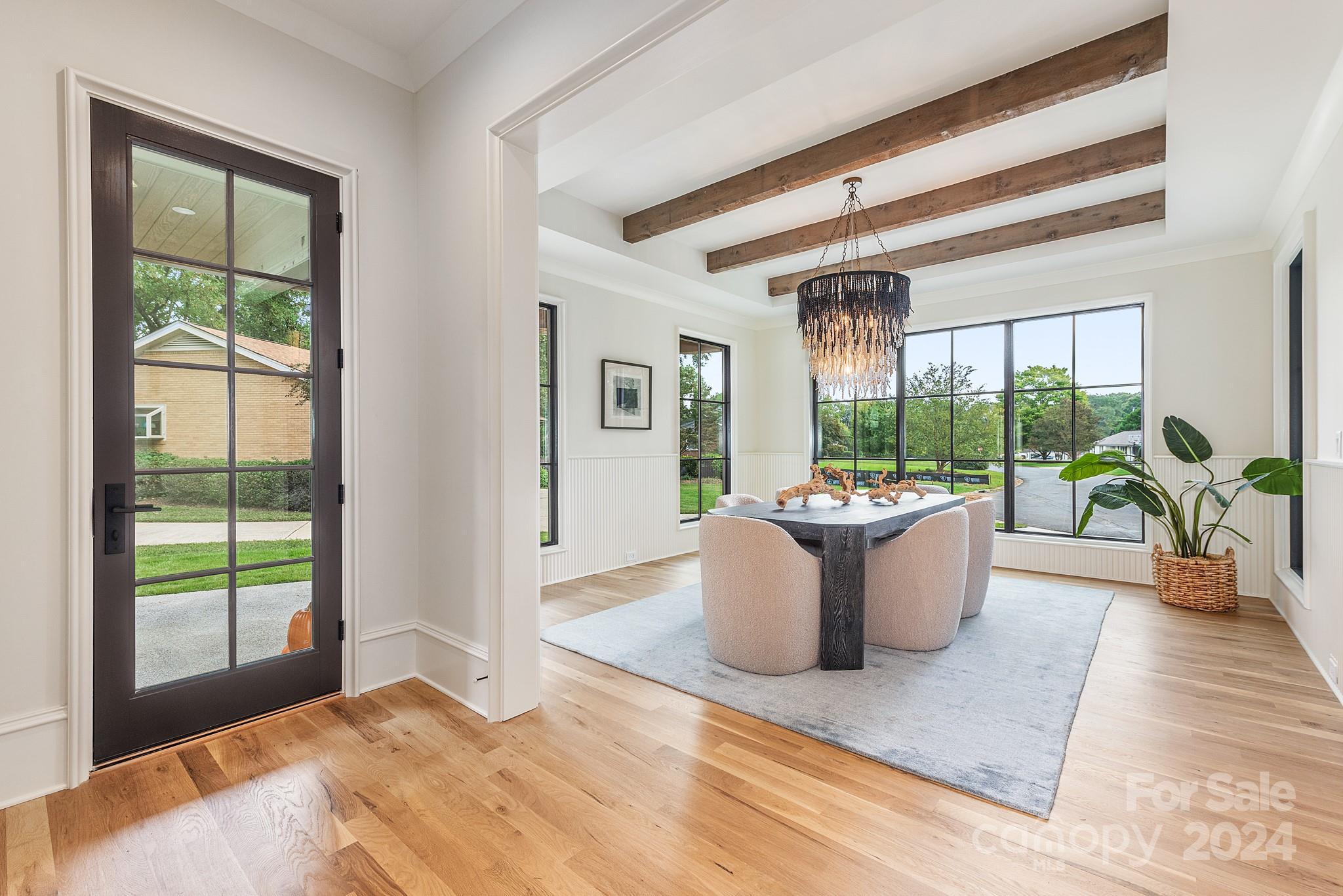 801 Bridlepath Lane