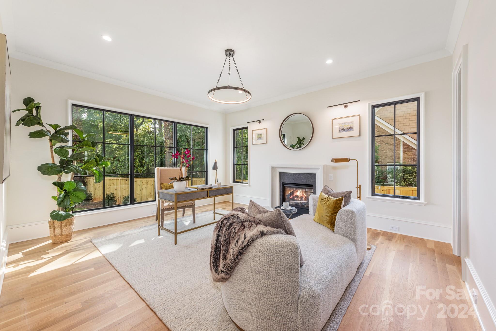 801 Bridlepath Lane