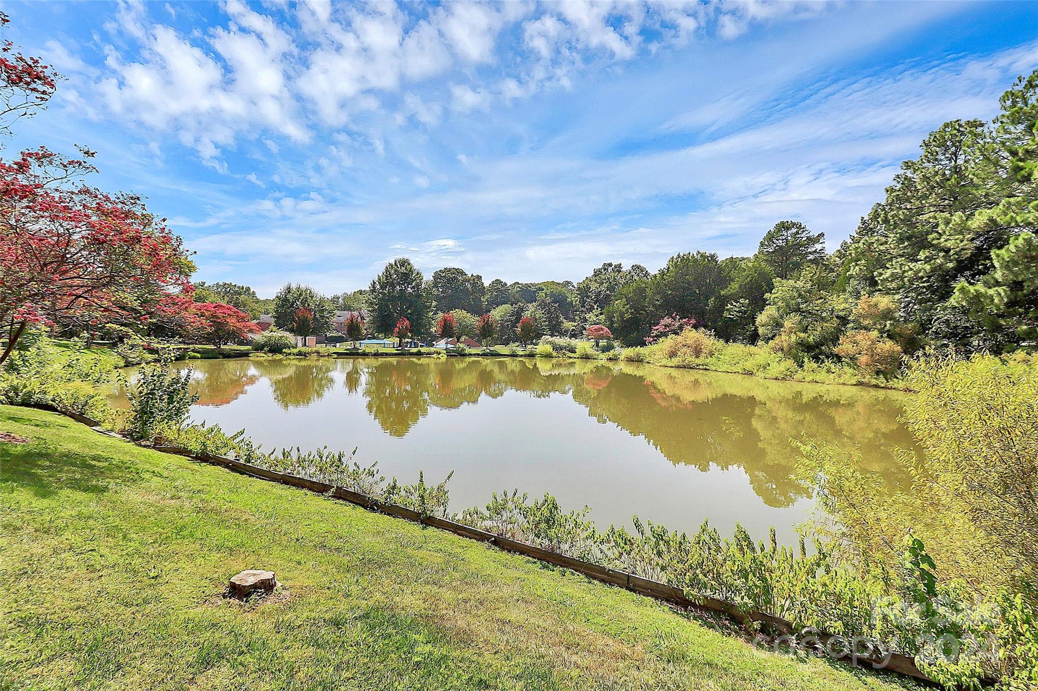 6624 Bunker Hill Circle