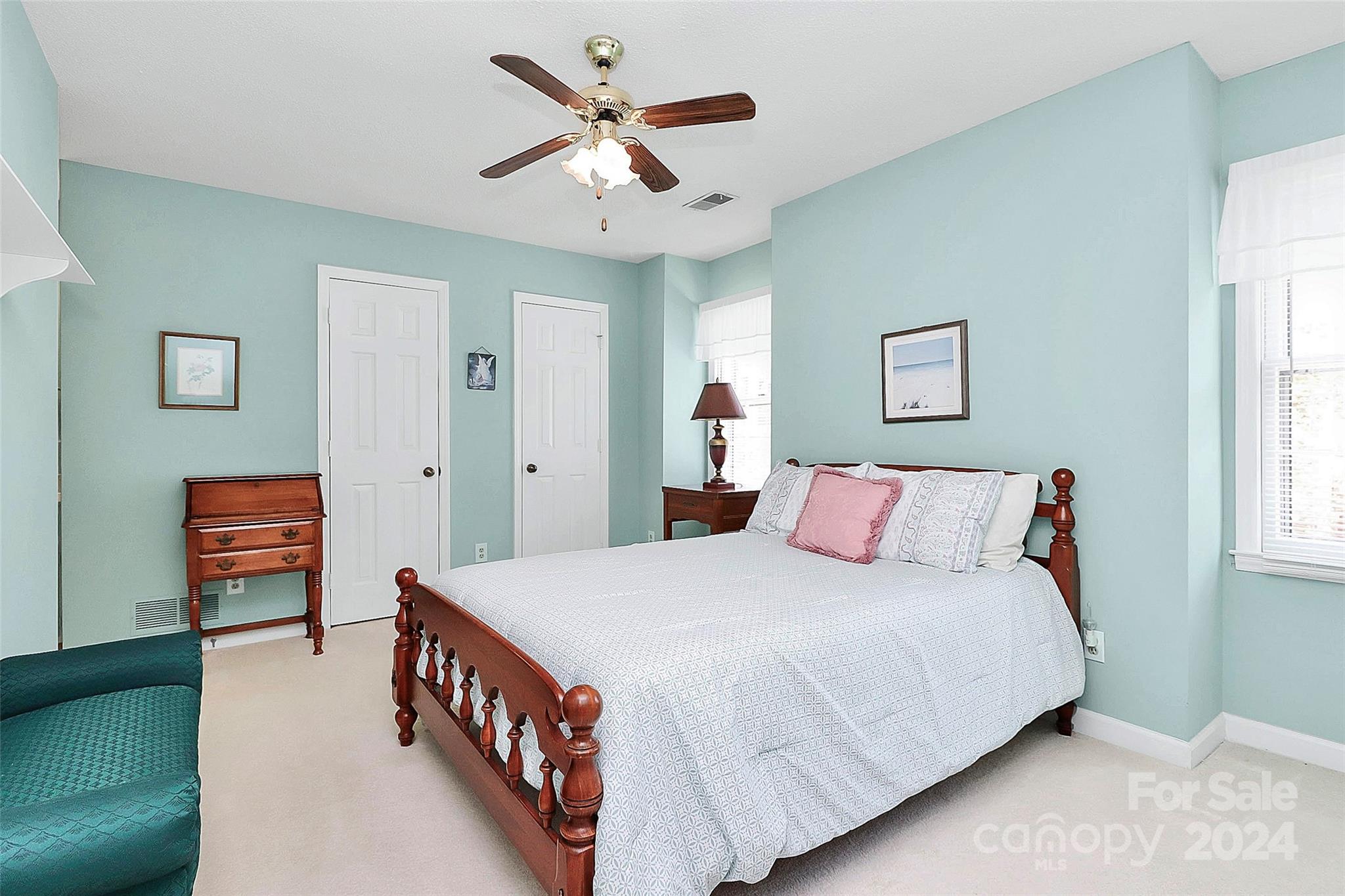 6624 Bunker Hill Circle